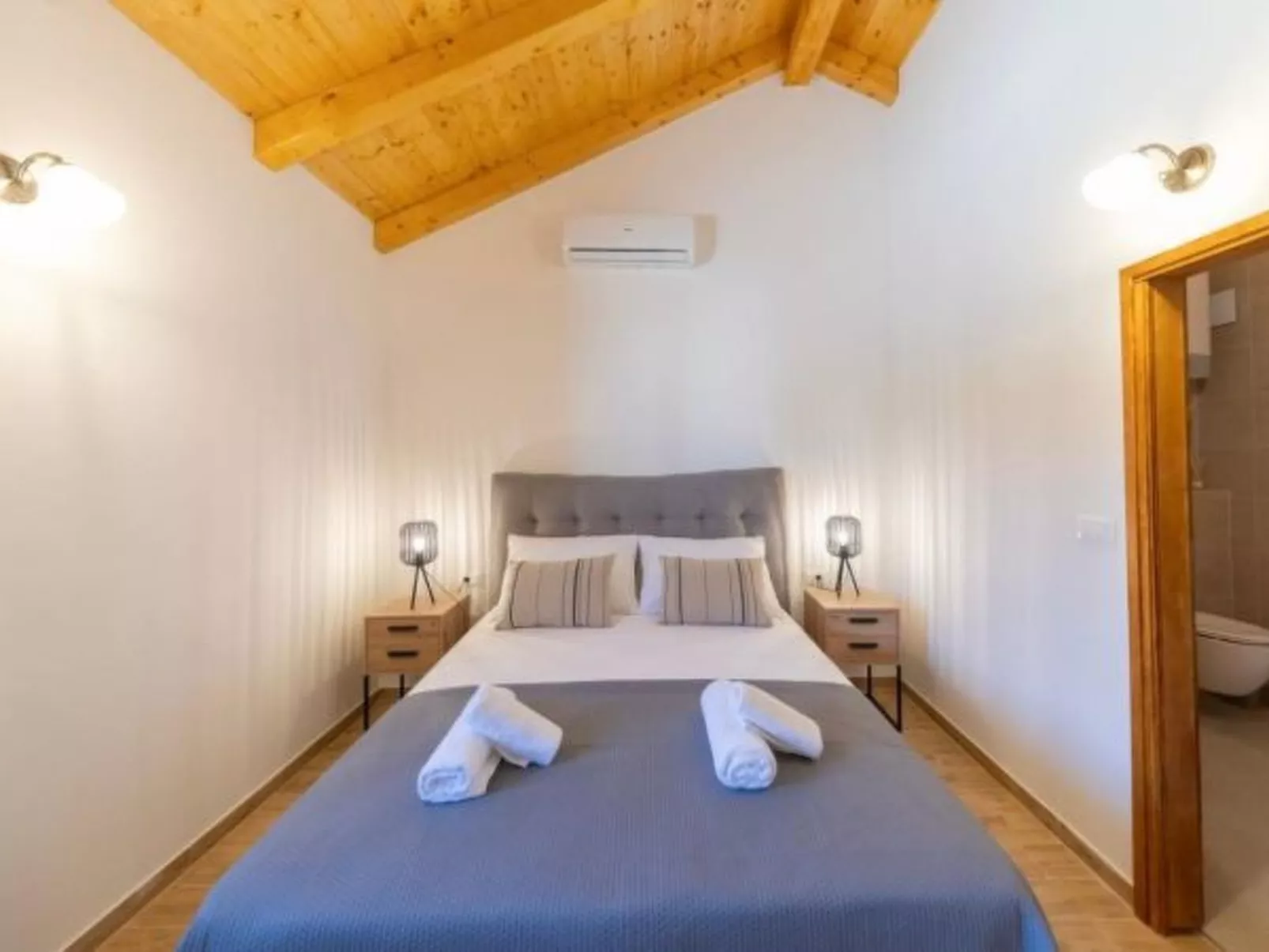 Stone villa Marita with pool - Image-tags.info