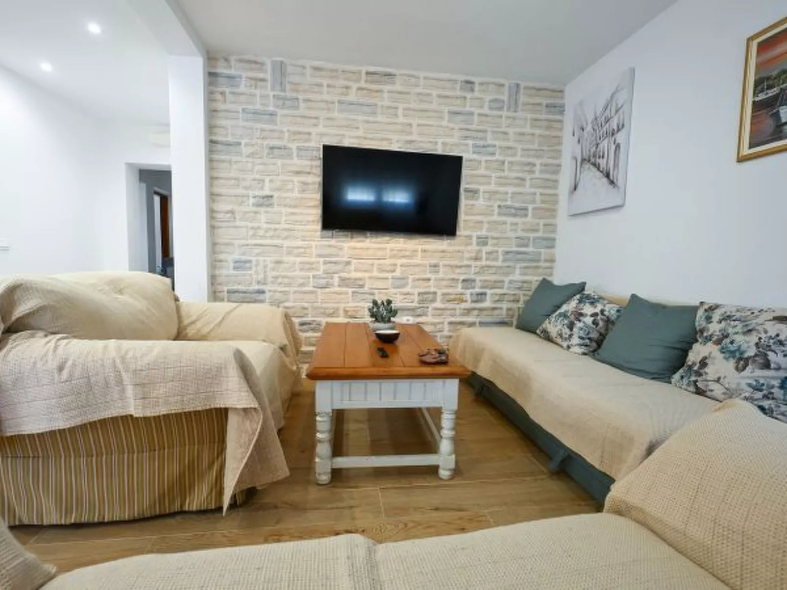 Holiday Home Marija with pool - Image-tags.info