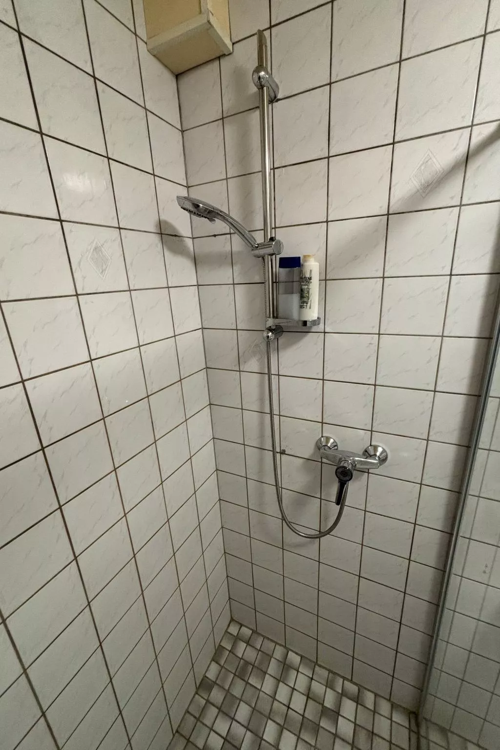 Quartier Wenzelnberg kleines Doppelzimmer Raum 1 - Dedans