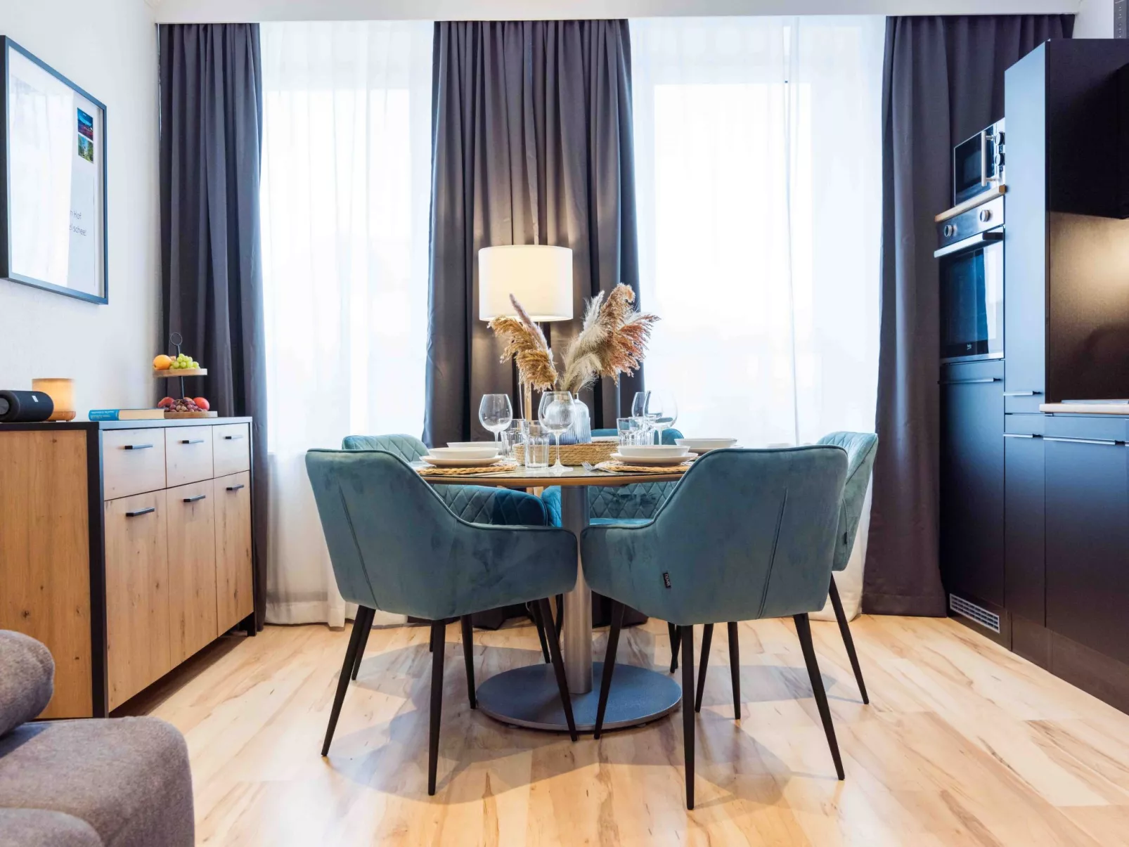 Schiller Apartment im Zentrum von Hof. Küche, Parkplatz, 250MBit Wlan - Inside