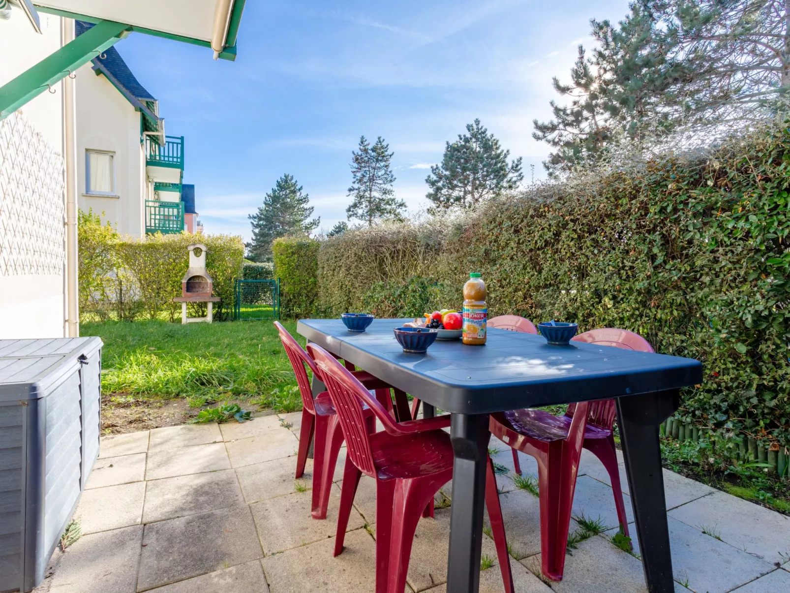 Les Goélands - Draußen