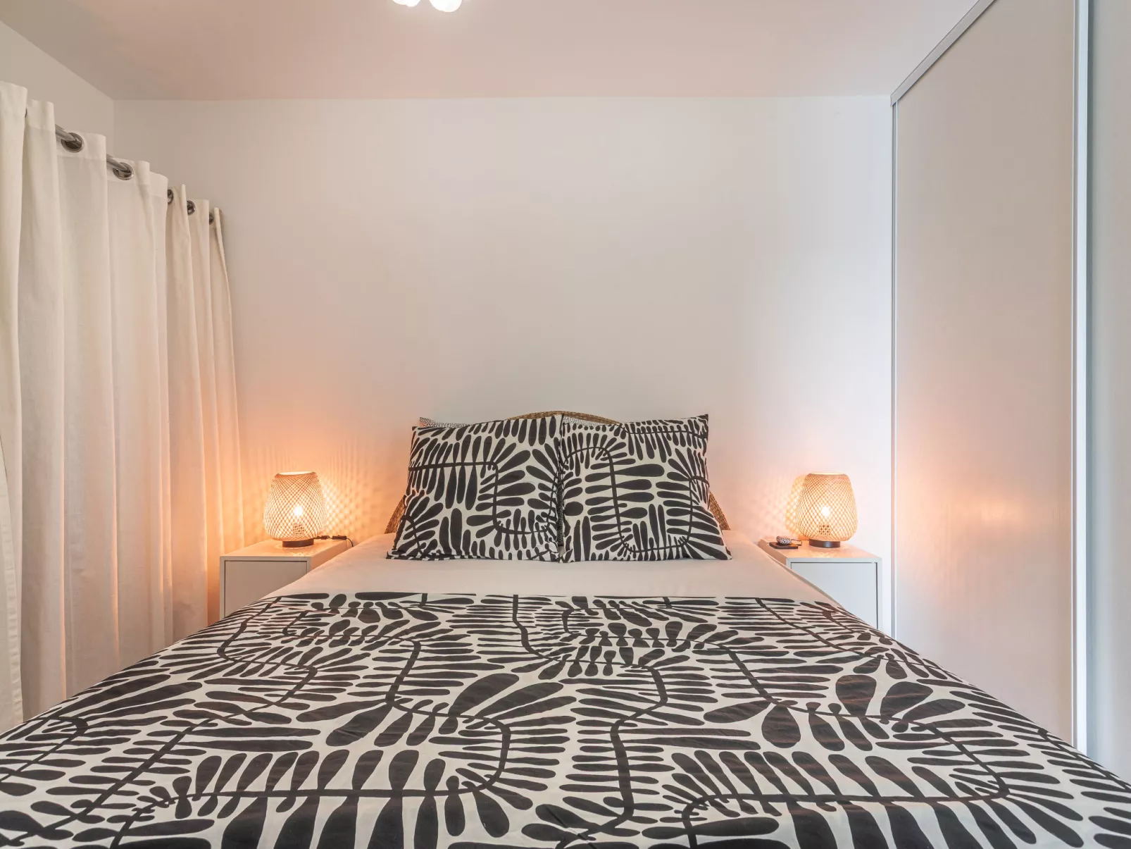 Nouvelles Terres E4 - Drinnen