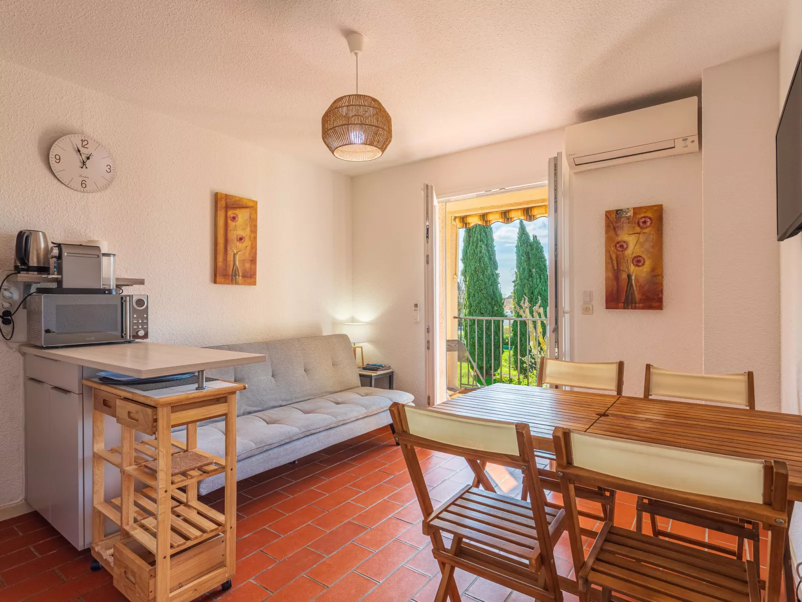 Les Canoubiers I - Drinnen