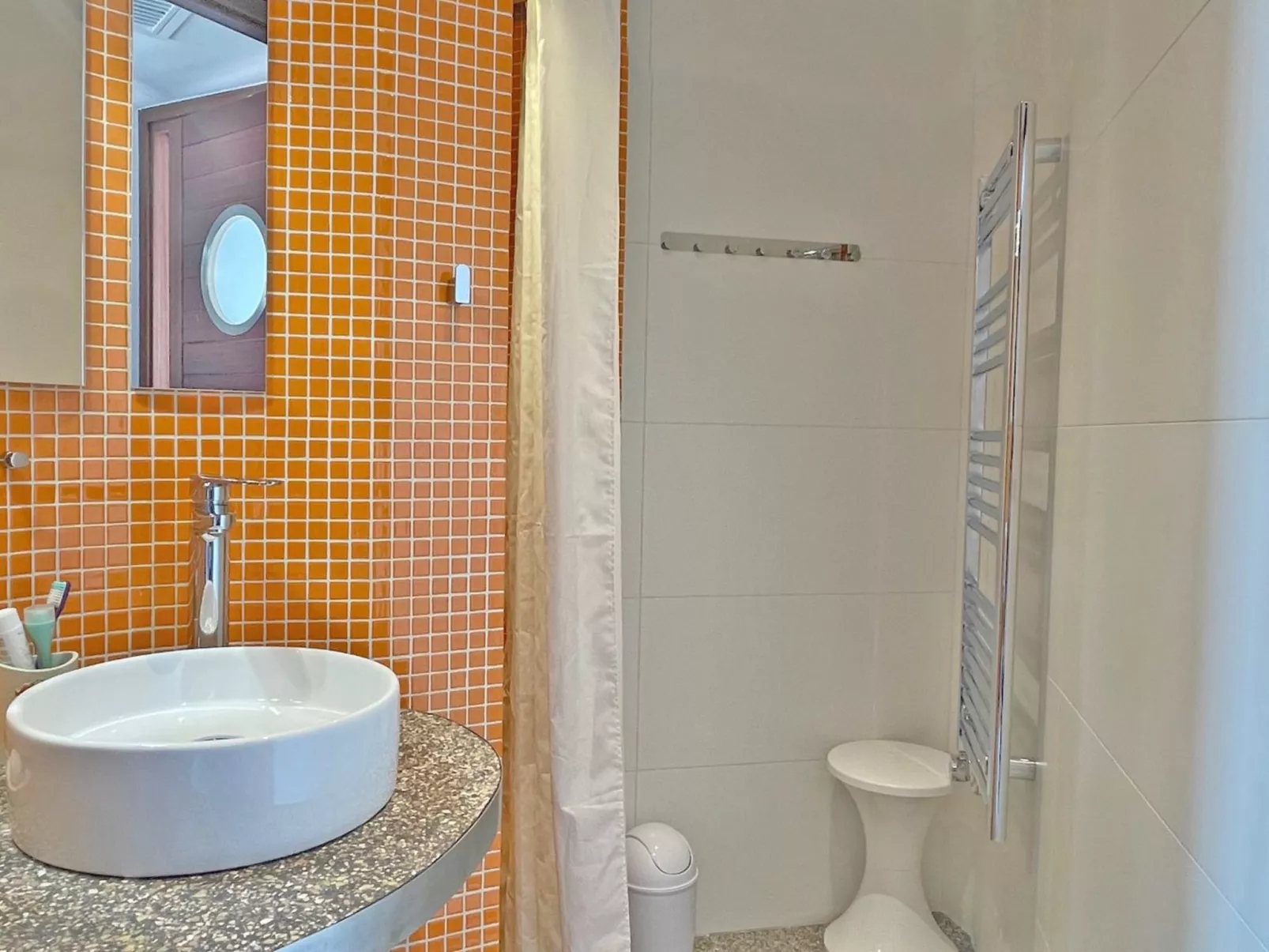 Haus 4 pers - Klimaanlage - Meerblick - Wifi - Dedans