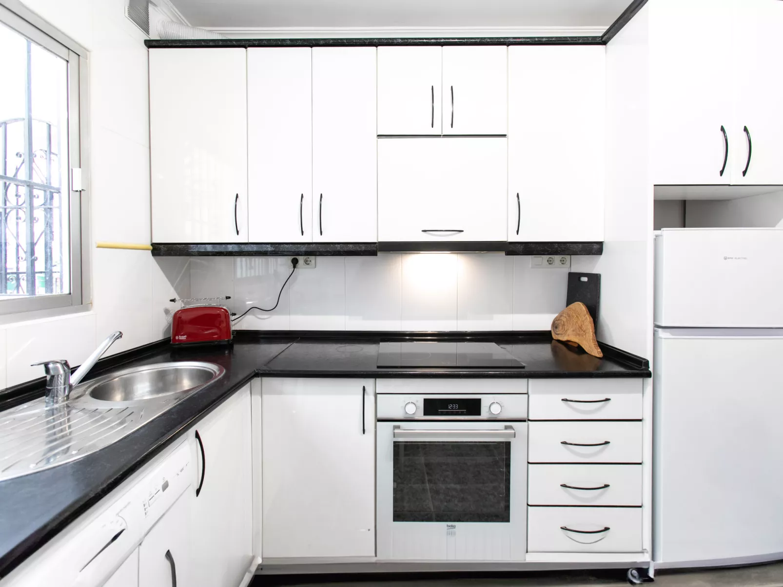 Central Nerja - Inside