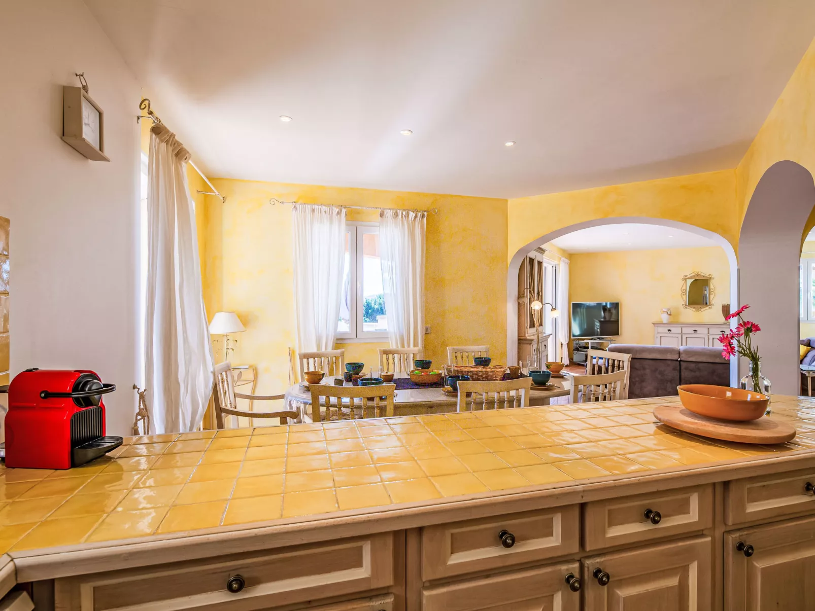 La Figuière - Inside