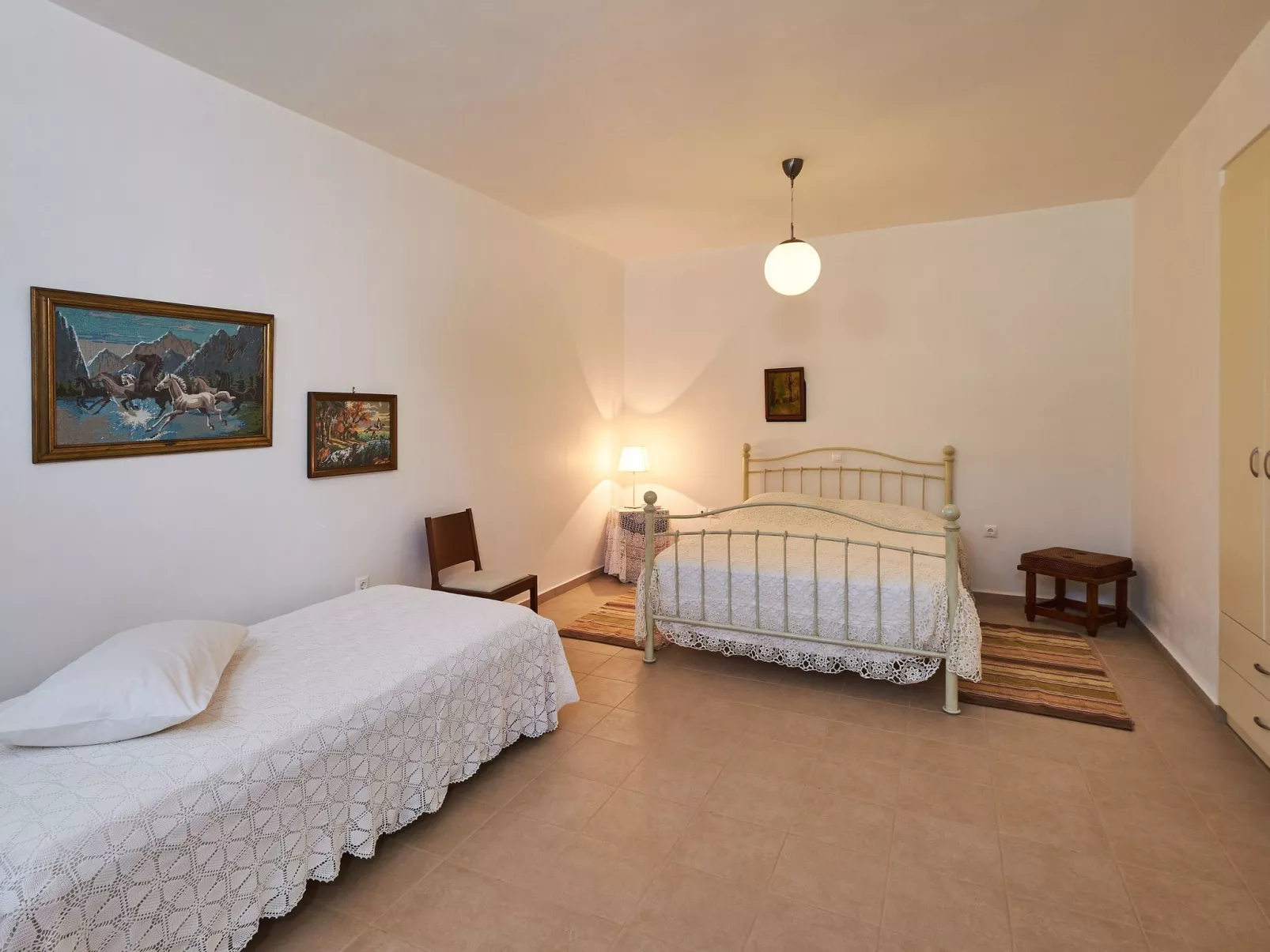 Große, komfortable Pool-Villa, Strand zu Fuß erreichbar - Drinnen