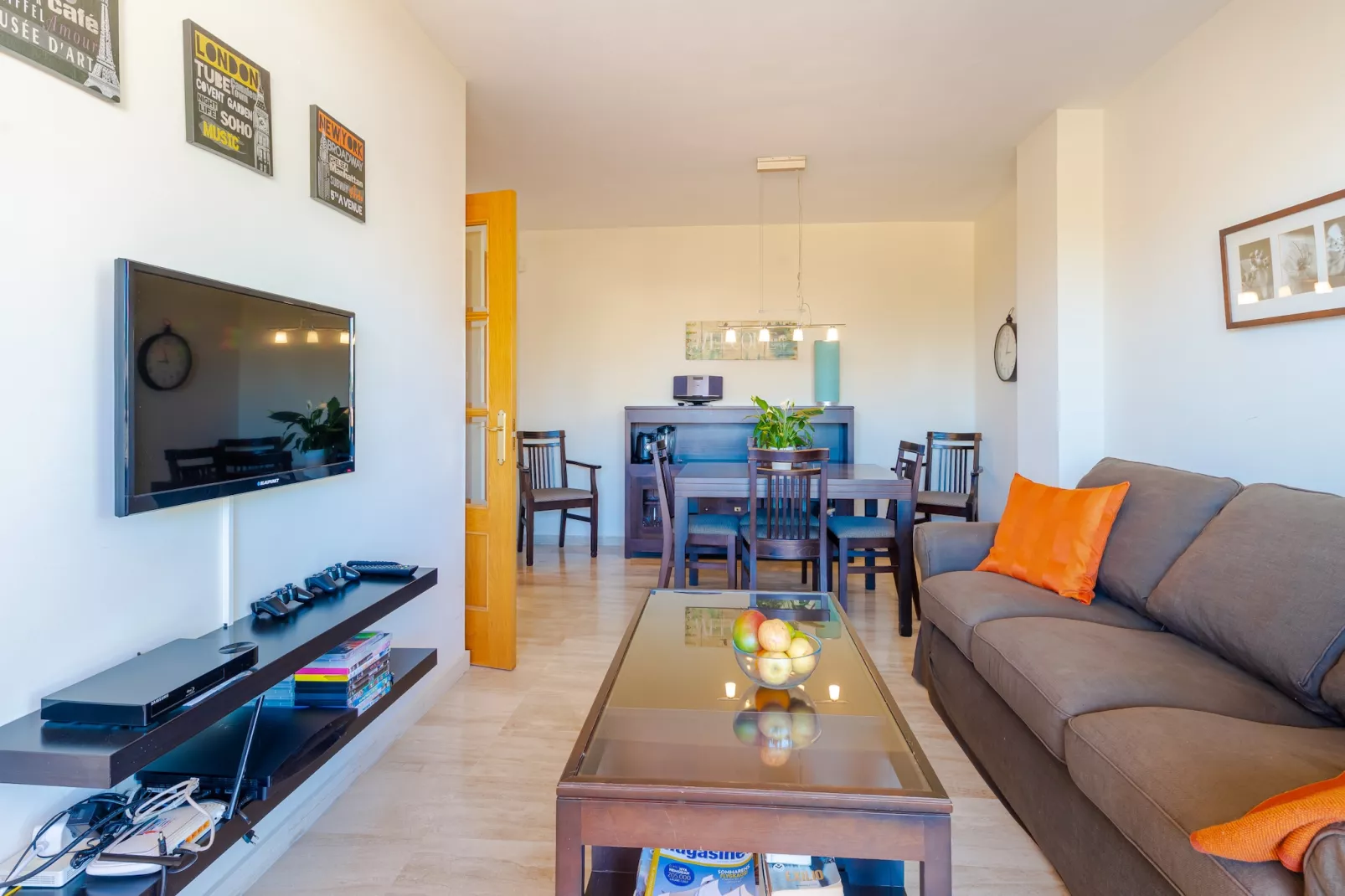 Apartment only 80 Meters from the Beach - Salon