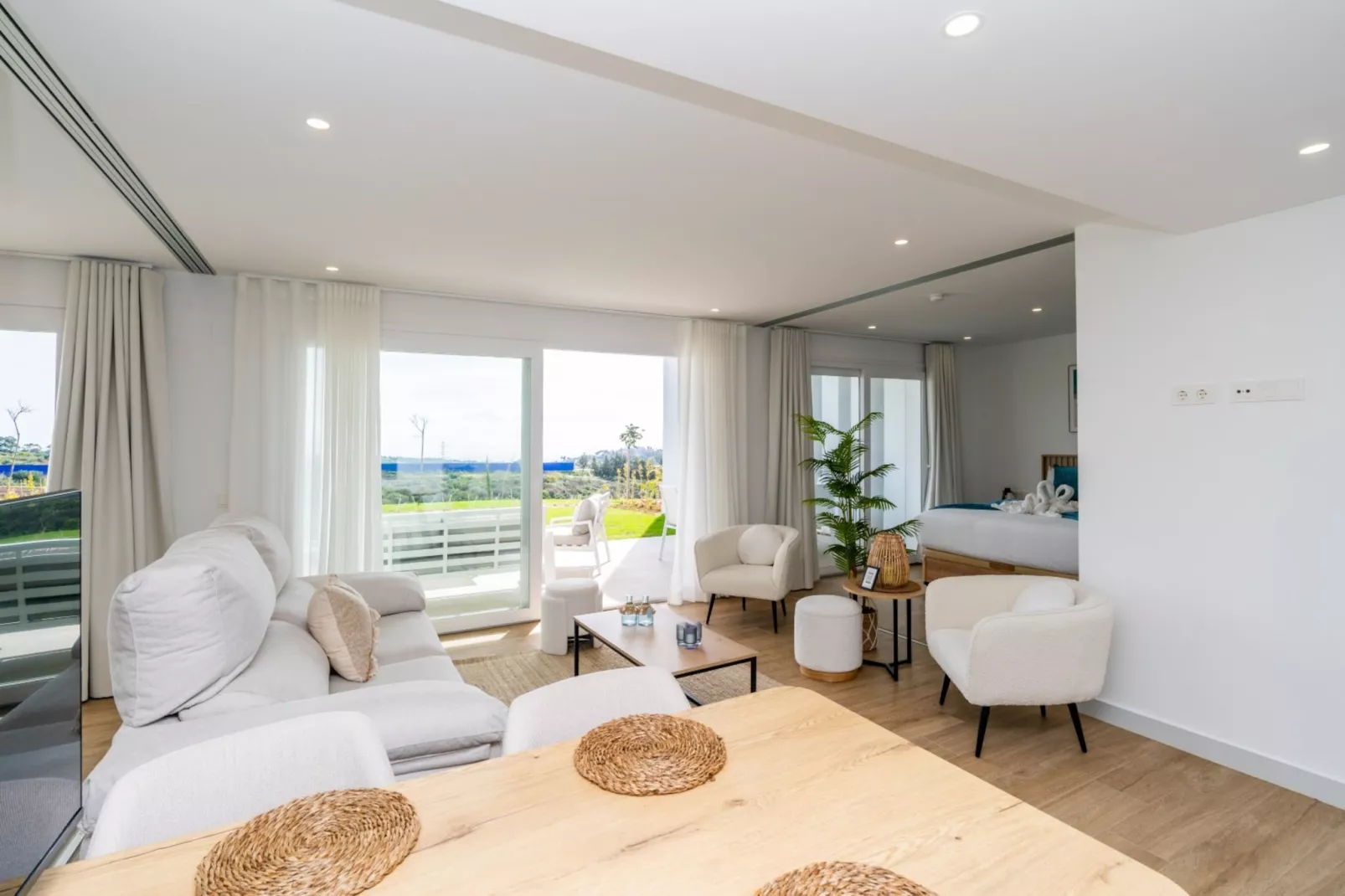 AL4-1901 ESTEPONA - APARTMENT - ALCAZABA LAGOON - Salon