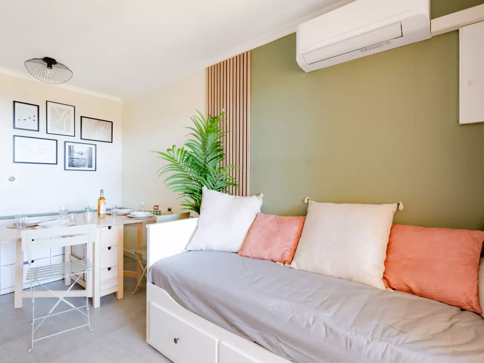 L'Esquinade (G3 033) - Inside