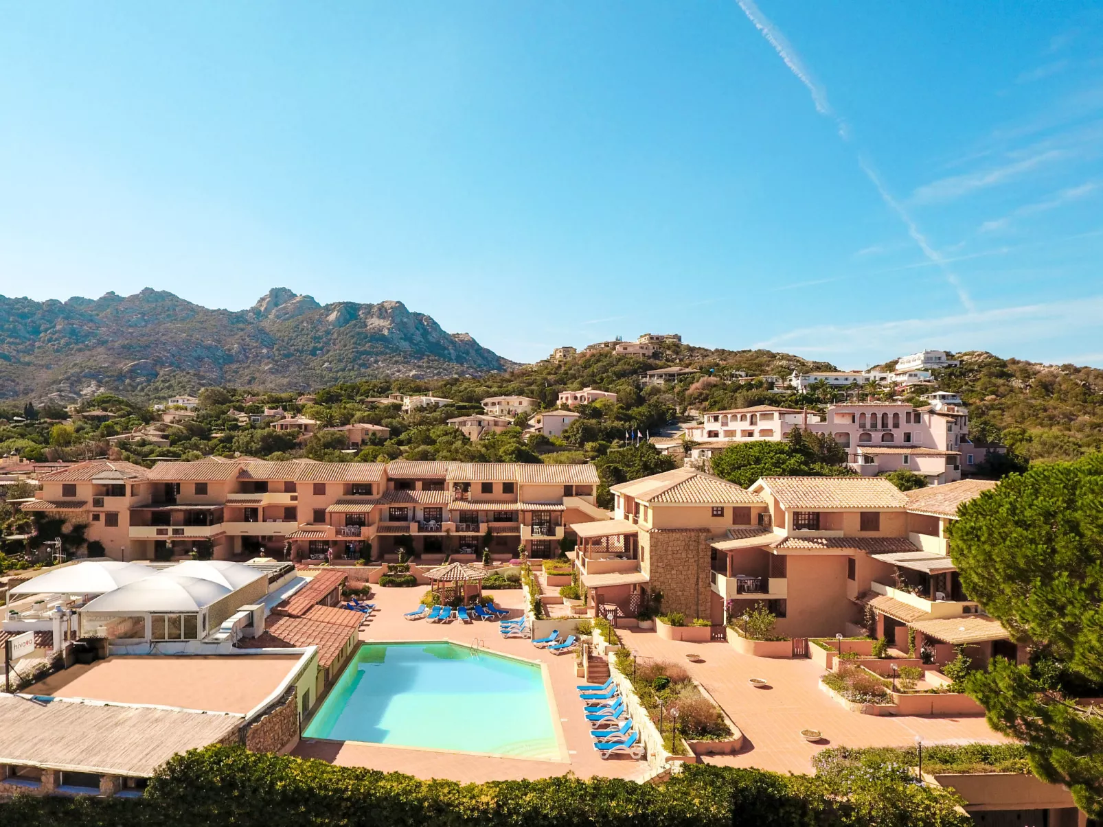 Bougainvillae Mono - Draußen