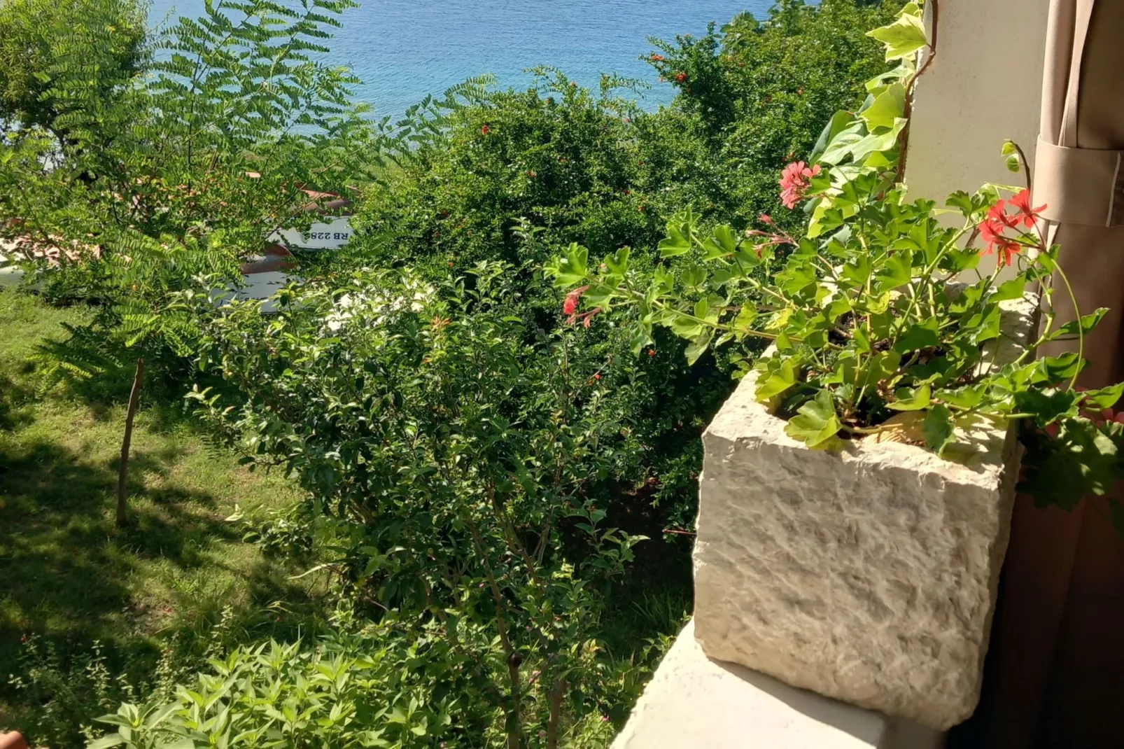 Guest House Green Corner Supetarska Draga - Studio Apartment with Terrace And Sea View - Aussicht