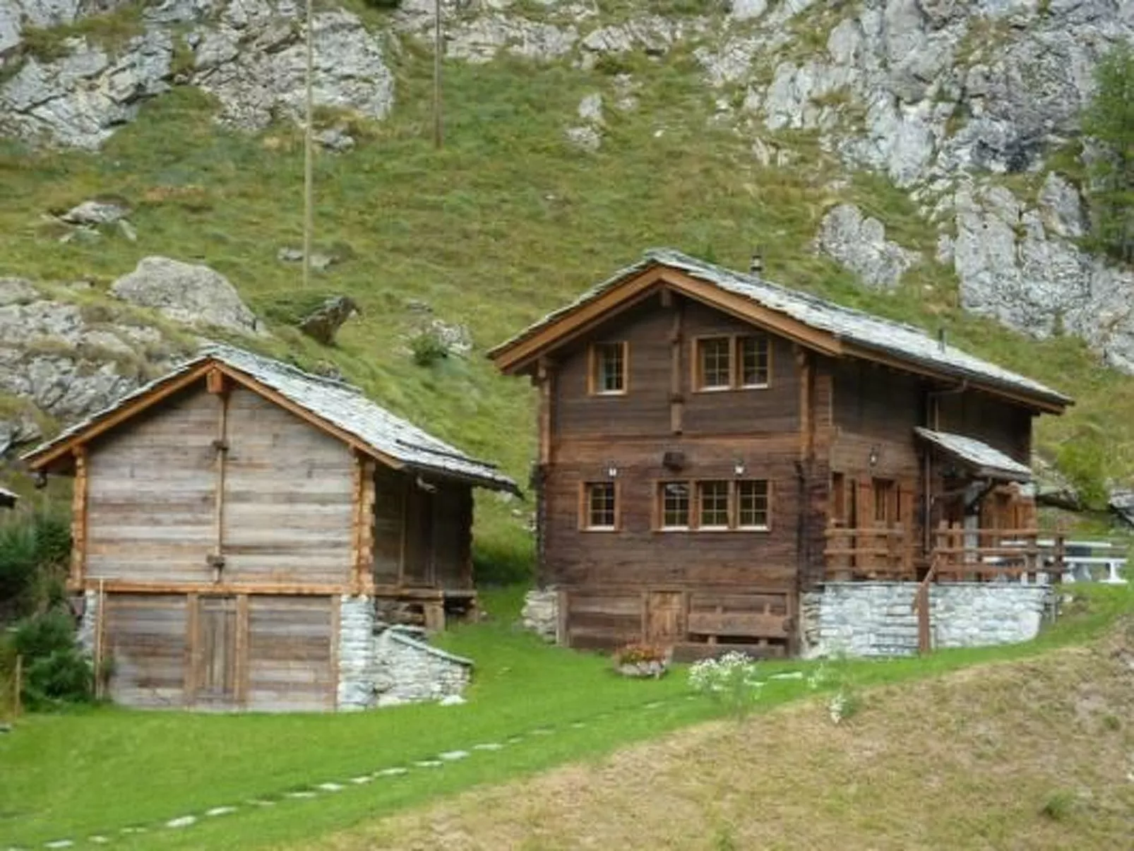 Chalet Le Murmure du Torrent - Draußen