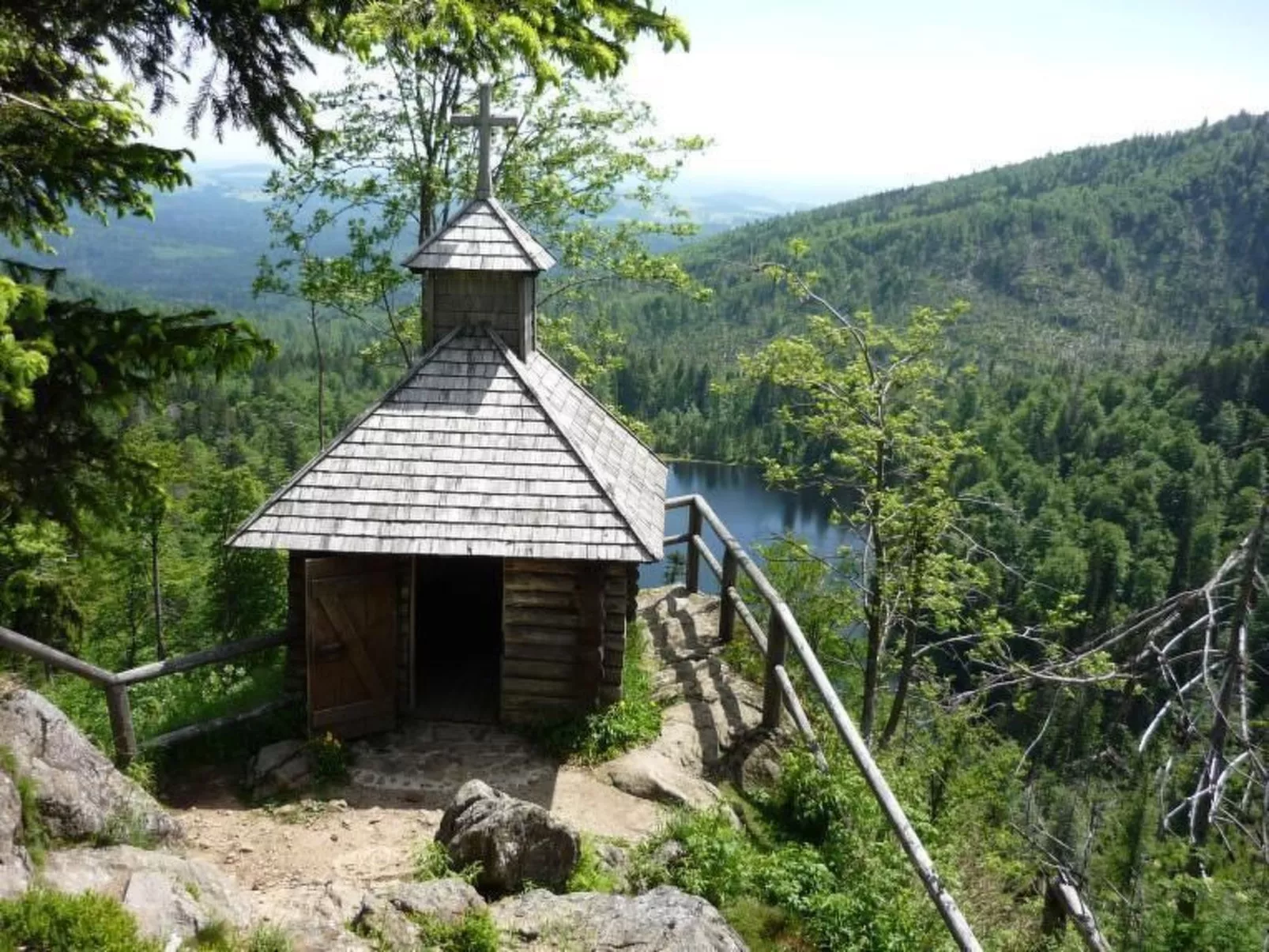 Moderne Ferienwohnung mit Gartennutzung - Outside