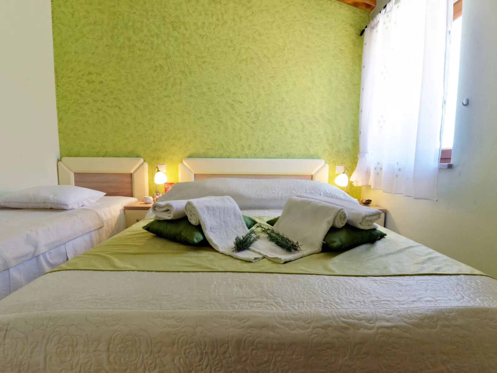 Zimmer für 3 Personen - Drinnen