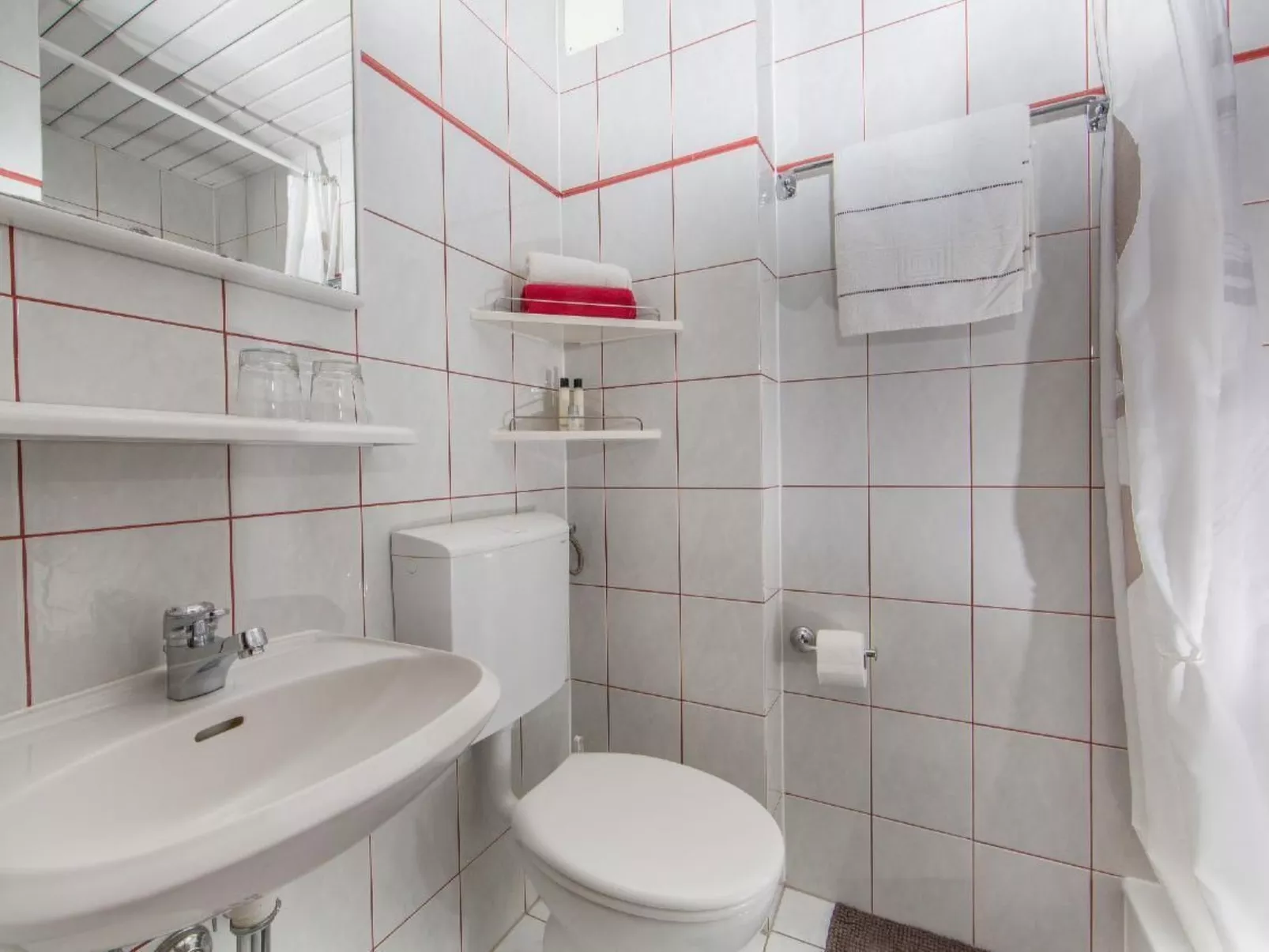 Apartment in Pjescana Uvala mit Gemeinschaftspoo - Image-tags.info