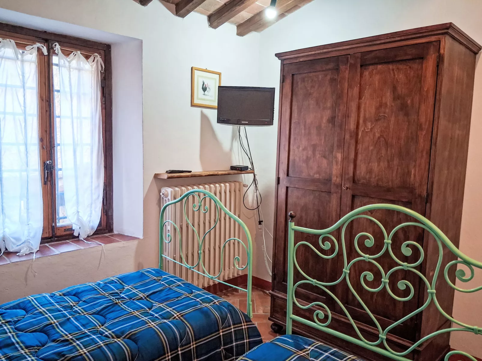 Il canto dei merli - Inside