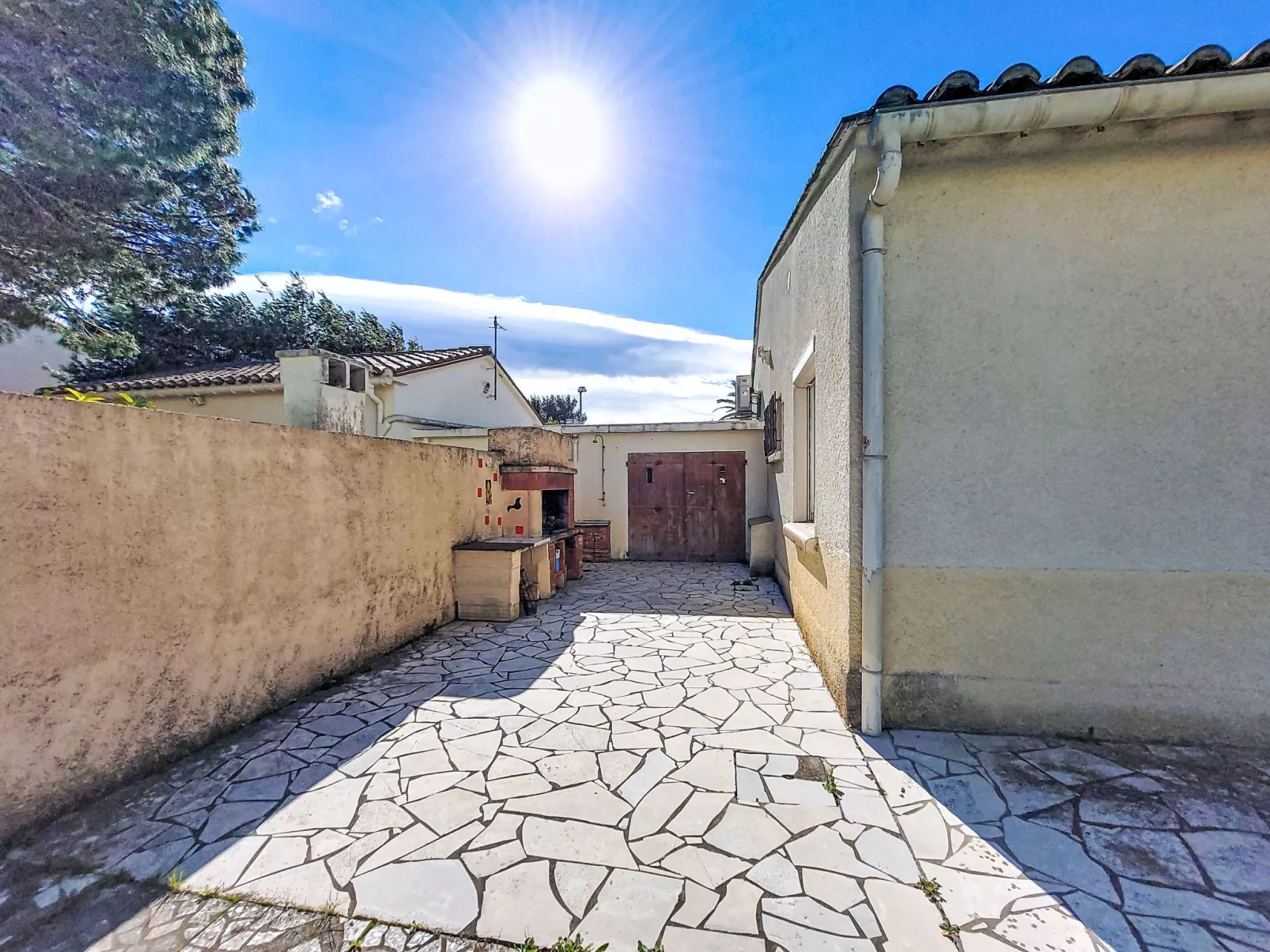 Maison Millet - Draußen