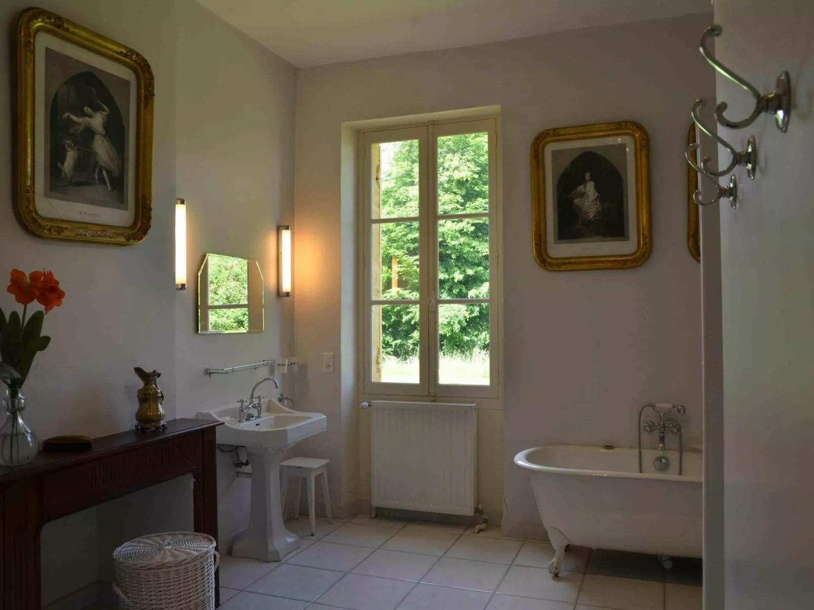 Altehrwürdiges Landhaus mit Pool in Aquitanien für 12 Personen - Image-tags.info