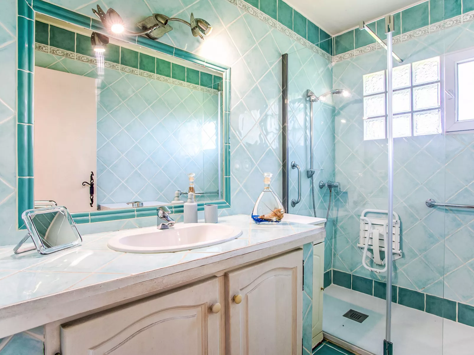 Maison Valensole - Drinnen