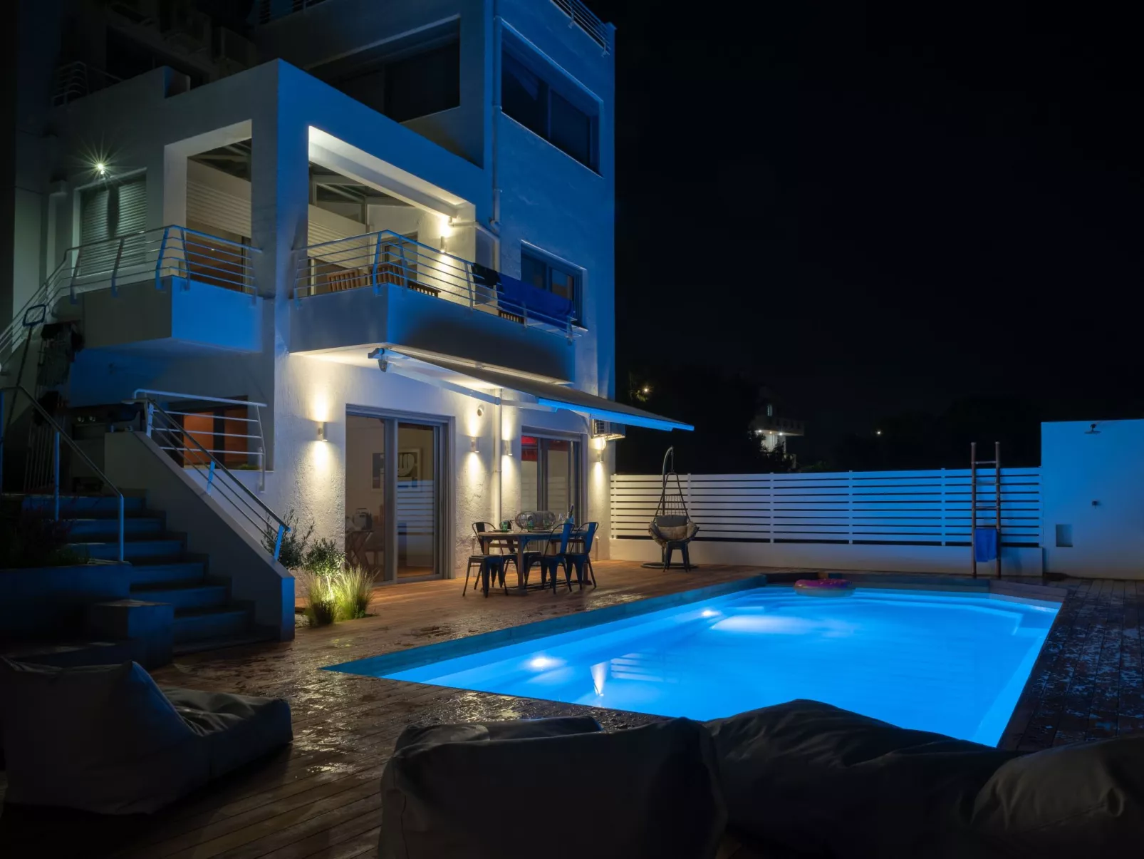 Evaeri Villa - Draußen