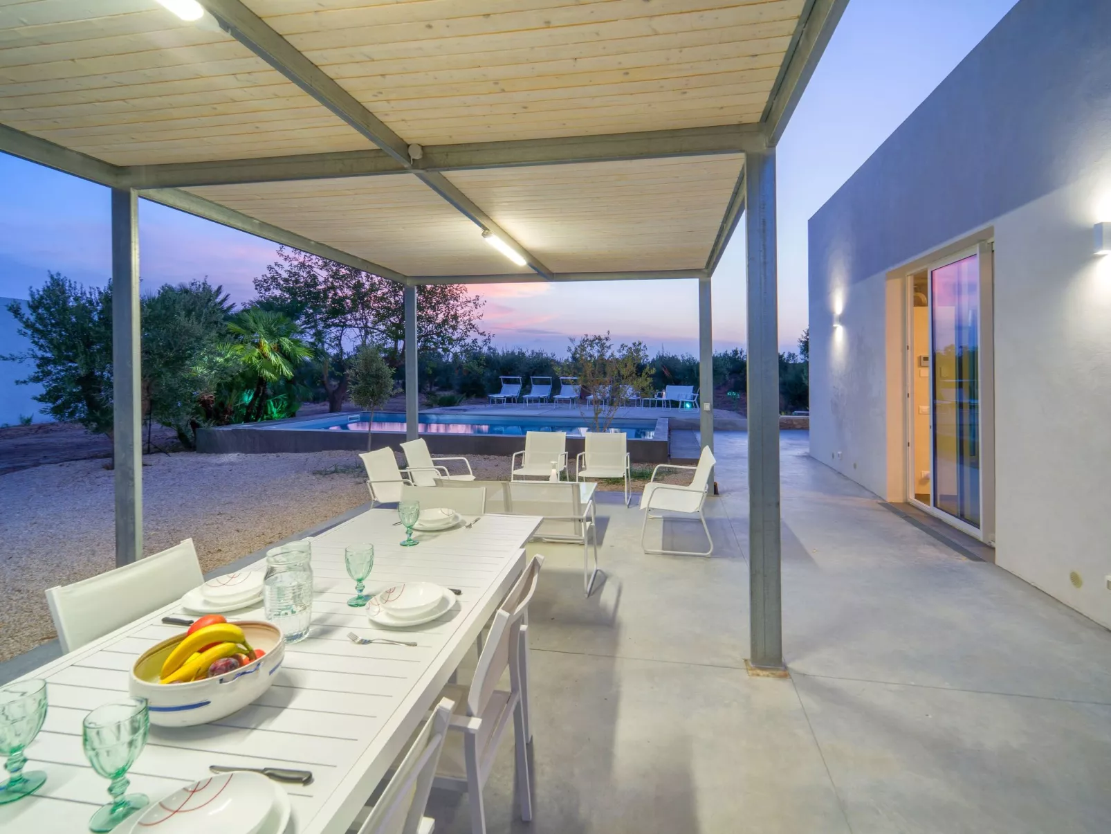 'Mamma Duna' mit Grill - Draußen