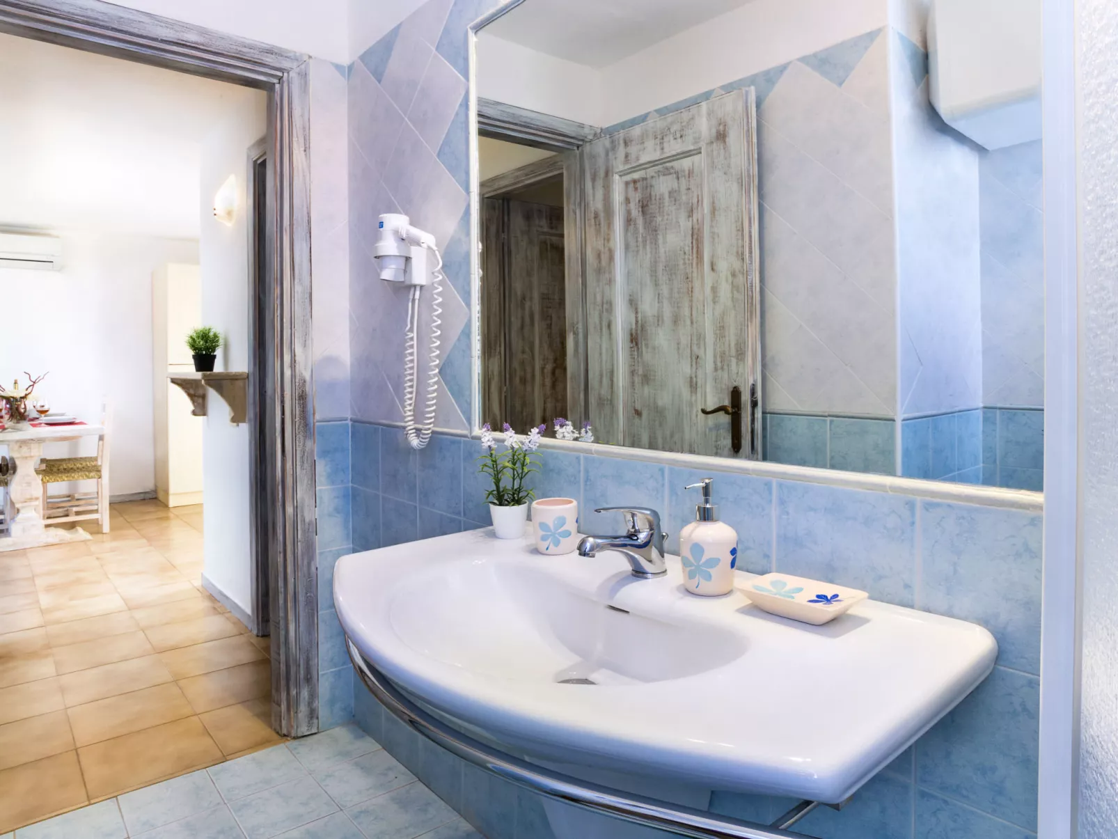 Bougainvillae Trilo Plus - Drinnen