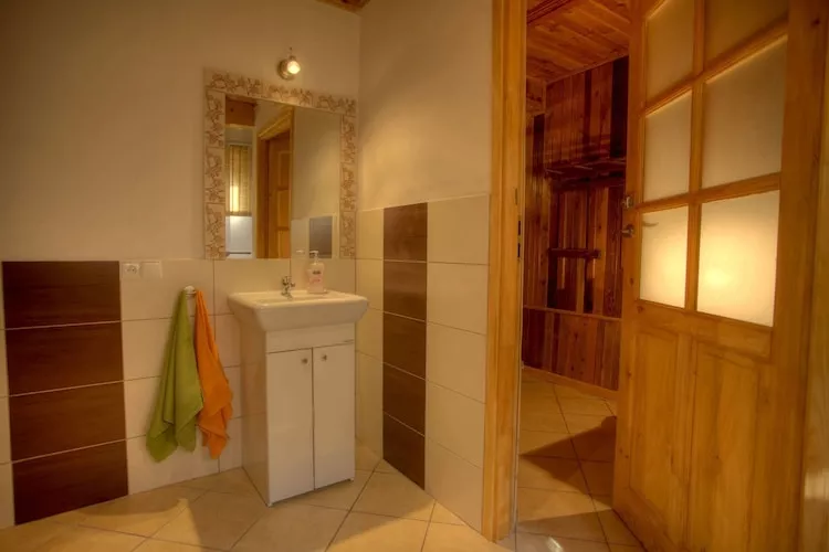 Holiday home in Wilkasy - Badezimmer