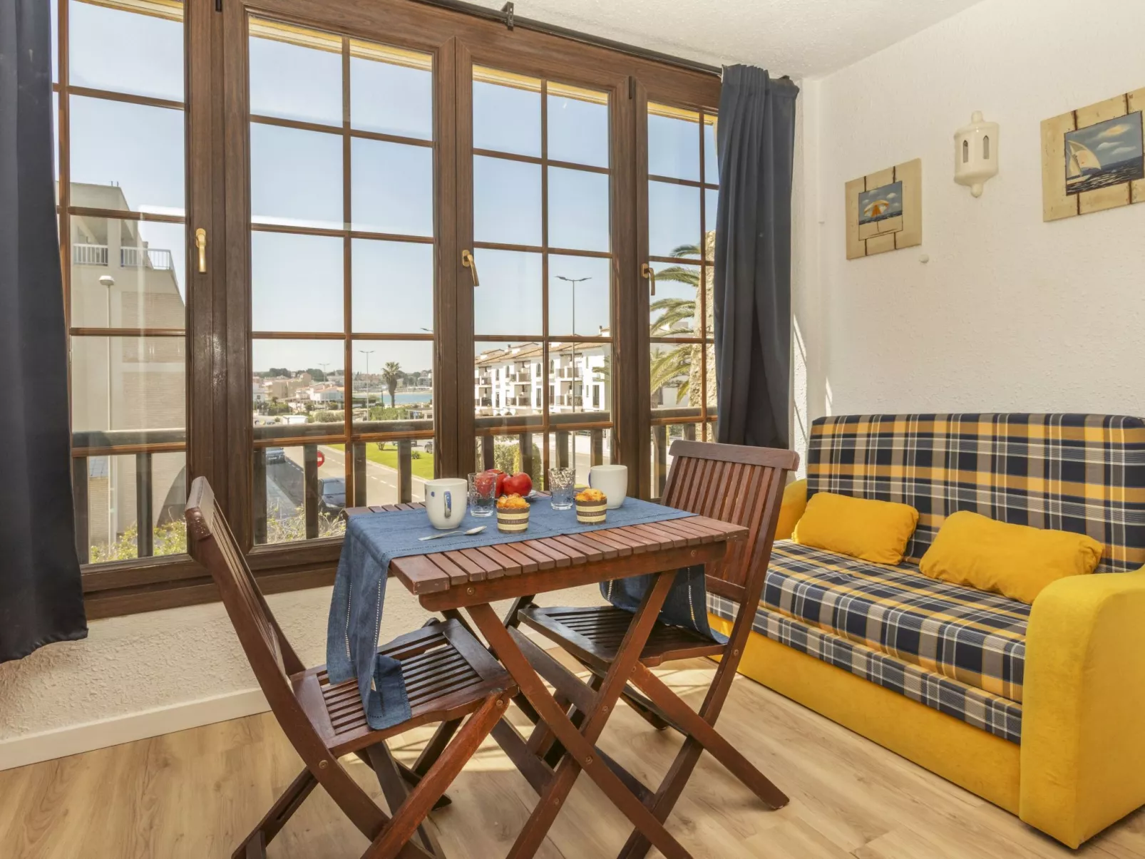 Poble Amarres II - Drinnen