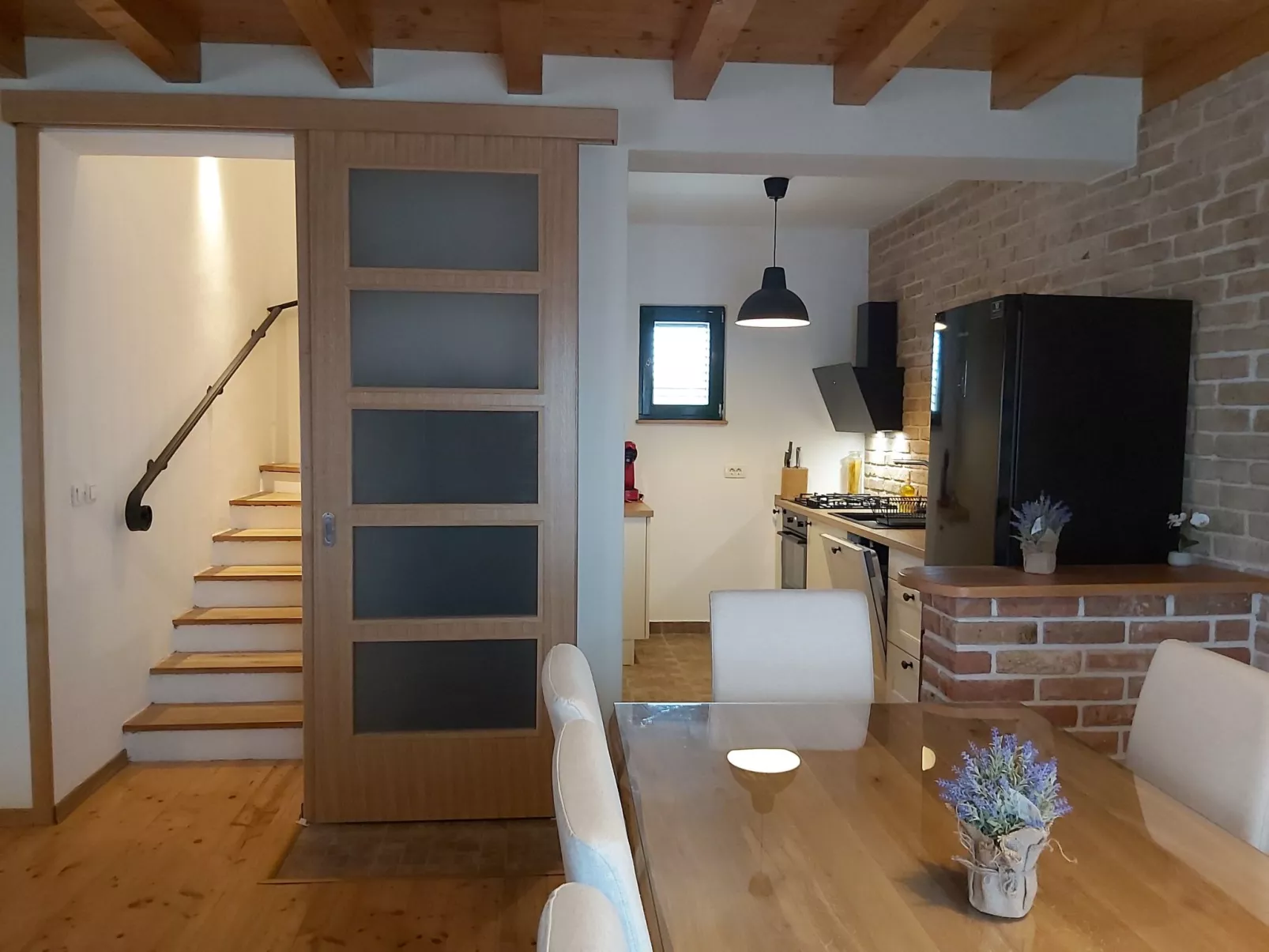 Anwesen "Steinperle mit beheiztem Schwimmbad" - Drinnen