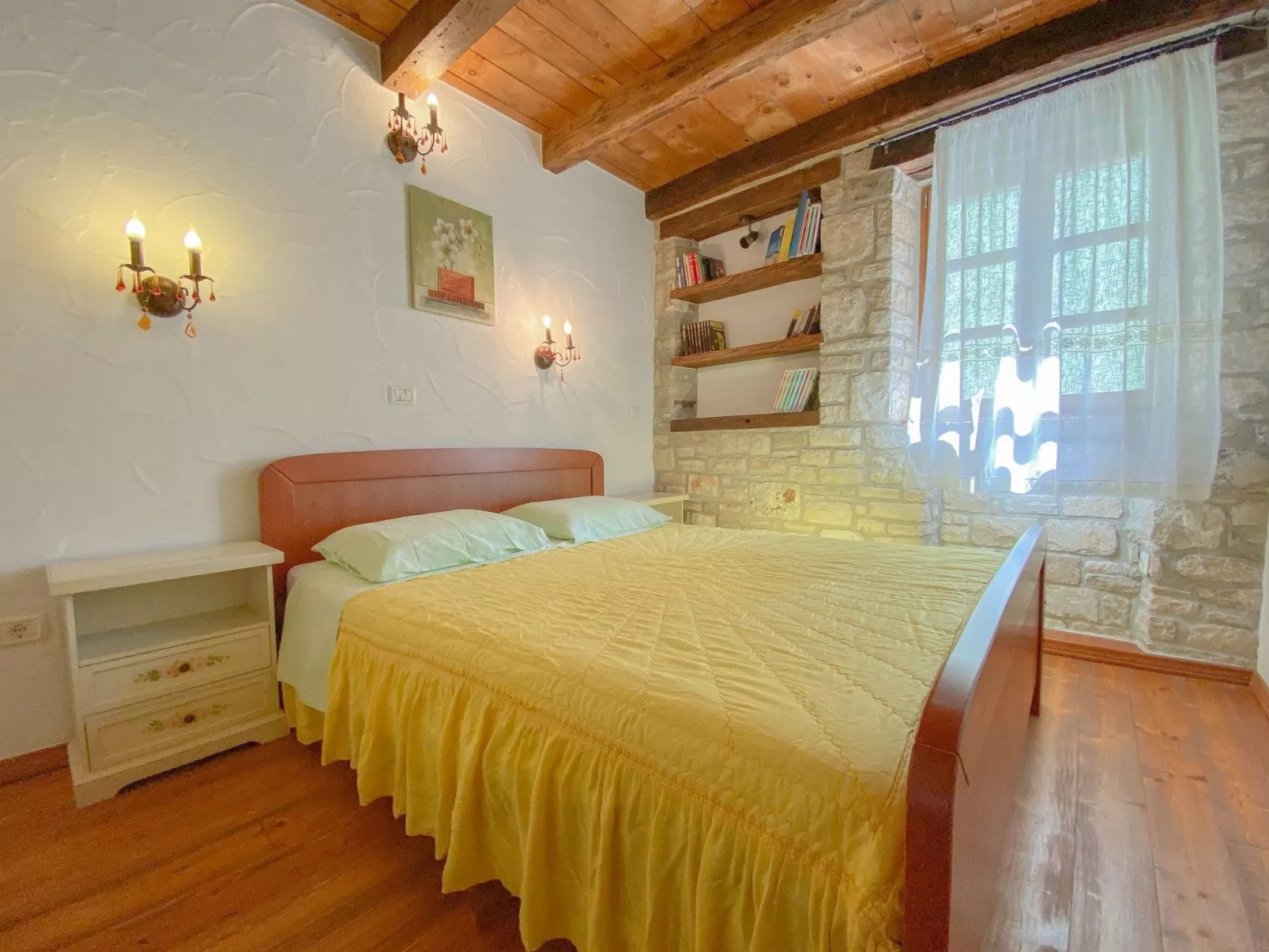 Für 4 Personen ca. 30 m&sup2; in Novigrad, Adriaküste Kroatien (Westküste von I - Inside