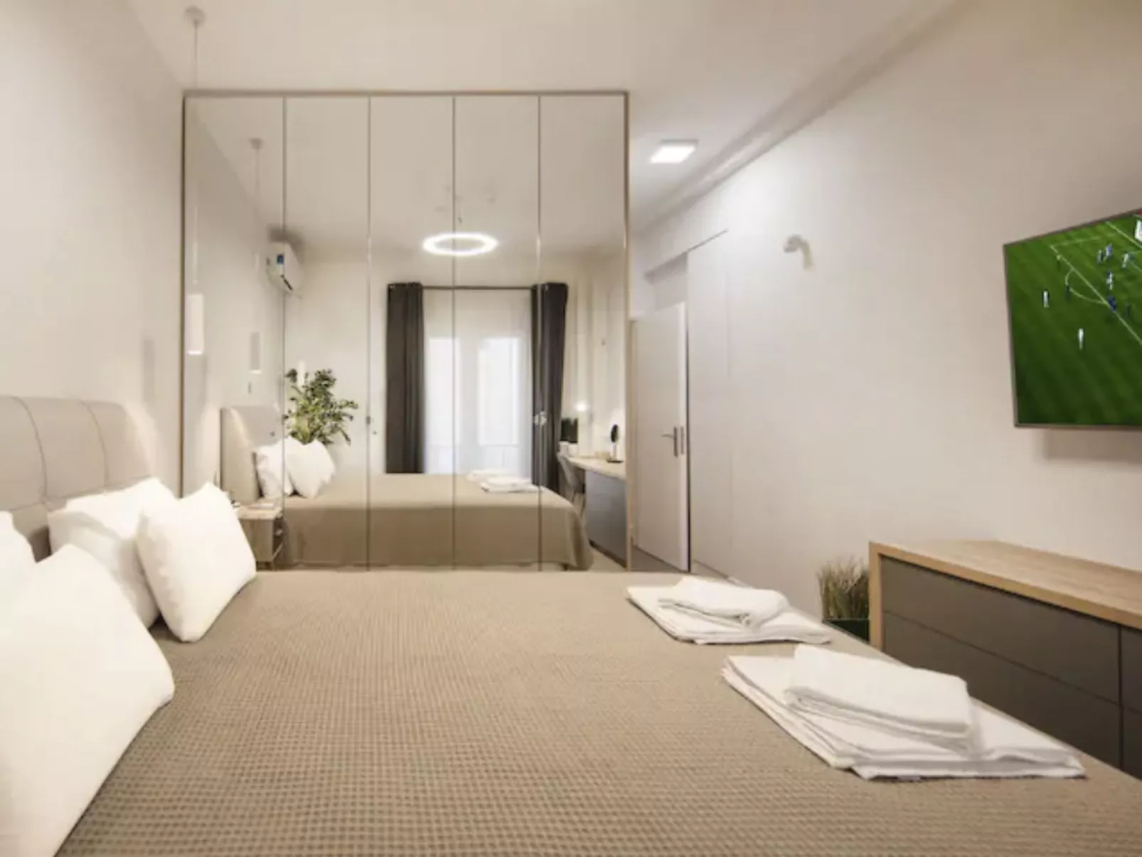 Pagrati 2 Atemberaubendes Αpartment von gianttrip - Image-tags.info