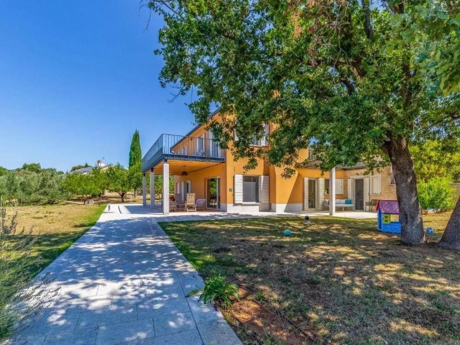 Olive Garden Zimmer - Outside