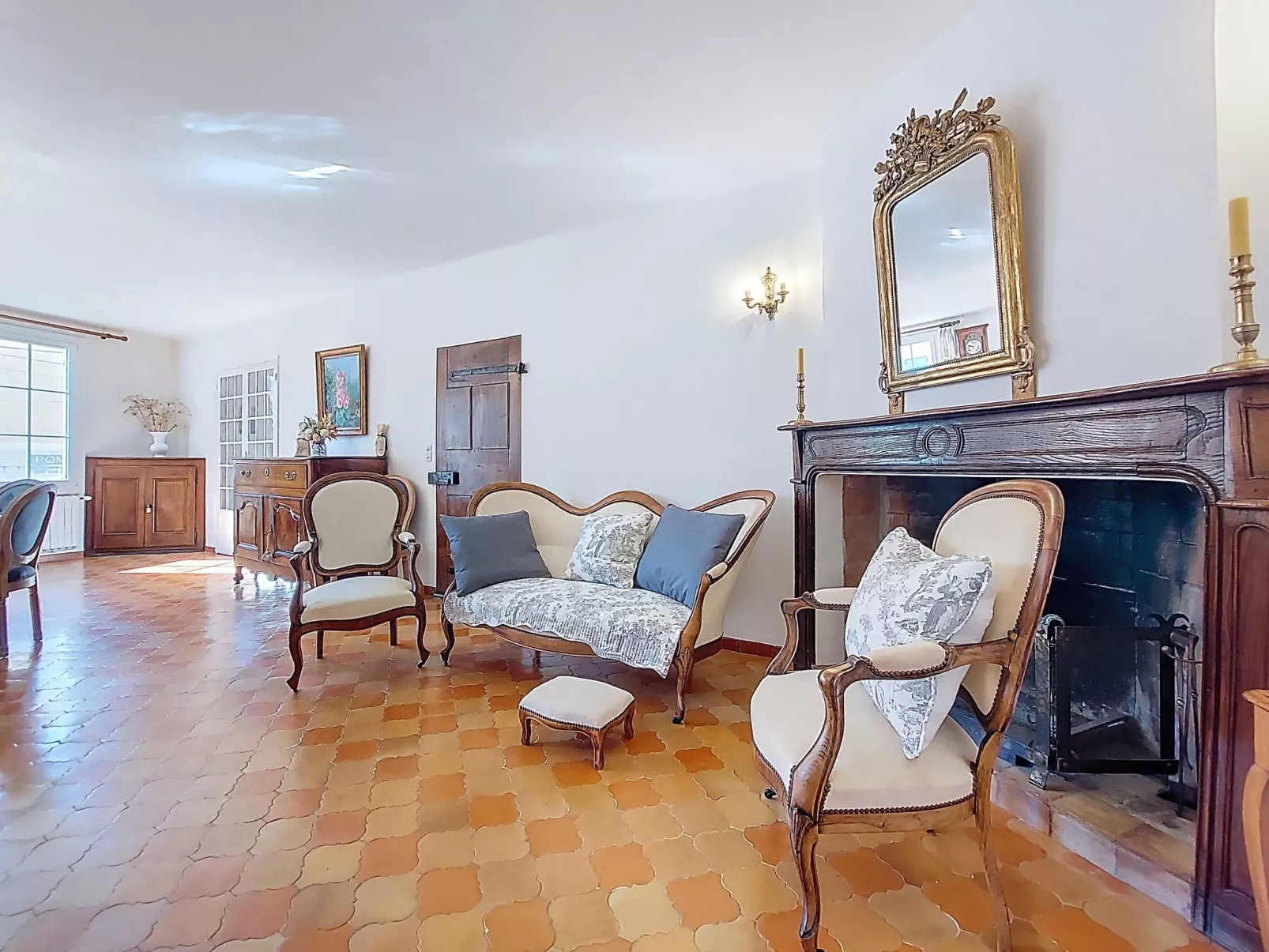 L ancien Hôtel Creste - Inside