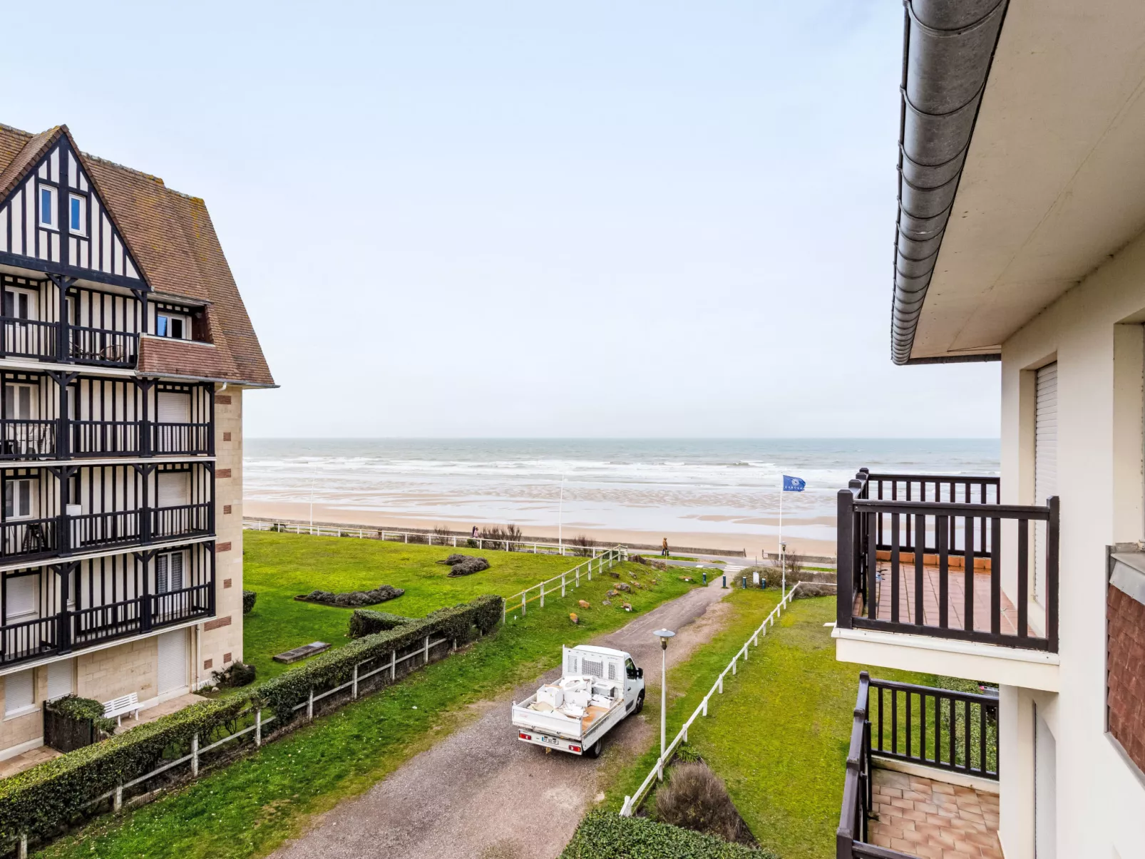 Les Normandières - Draußen