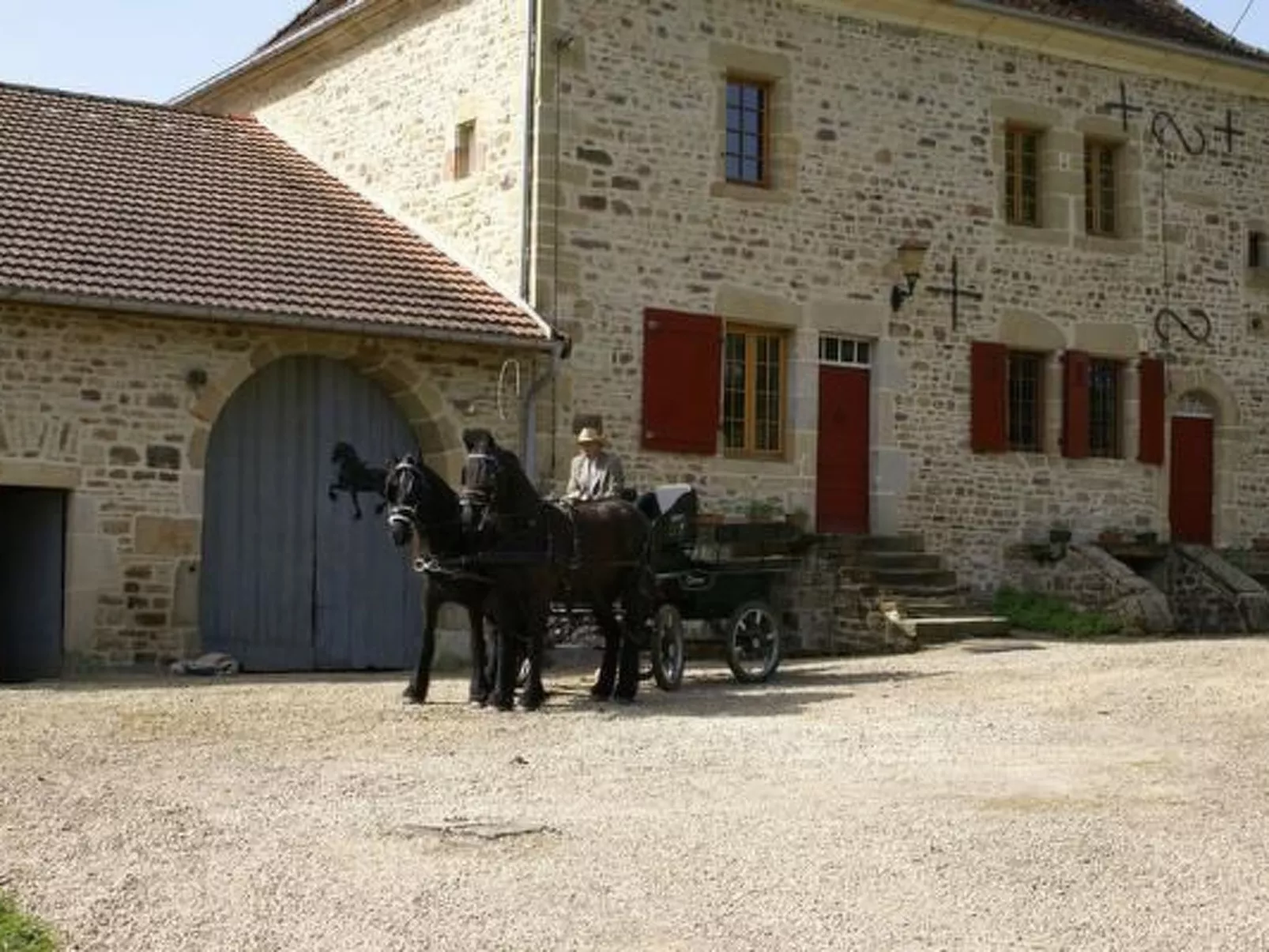 In Le Châtelet-Sur-Meuse mit Grill, Garten und Terrasse - Outside