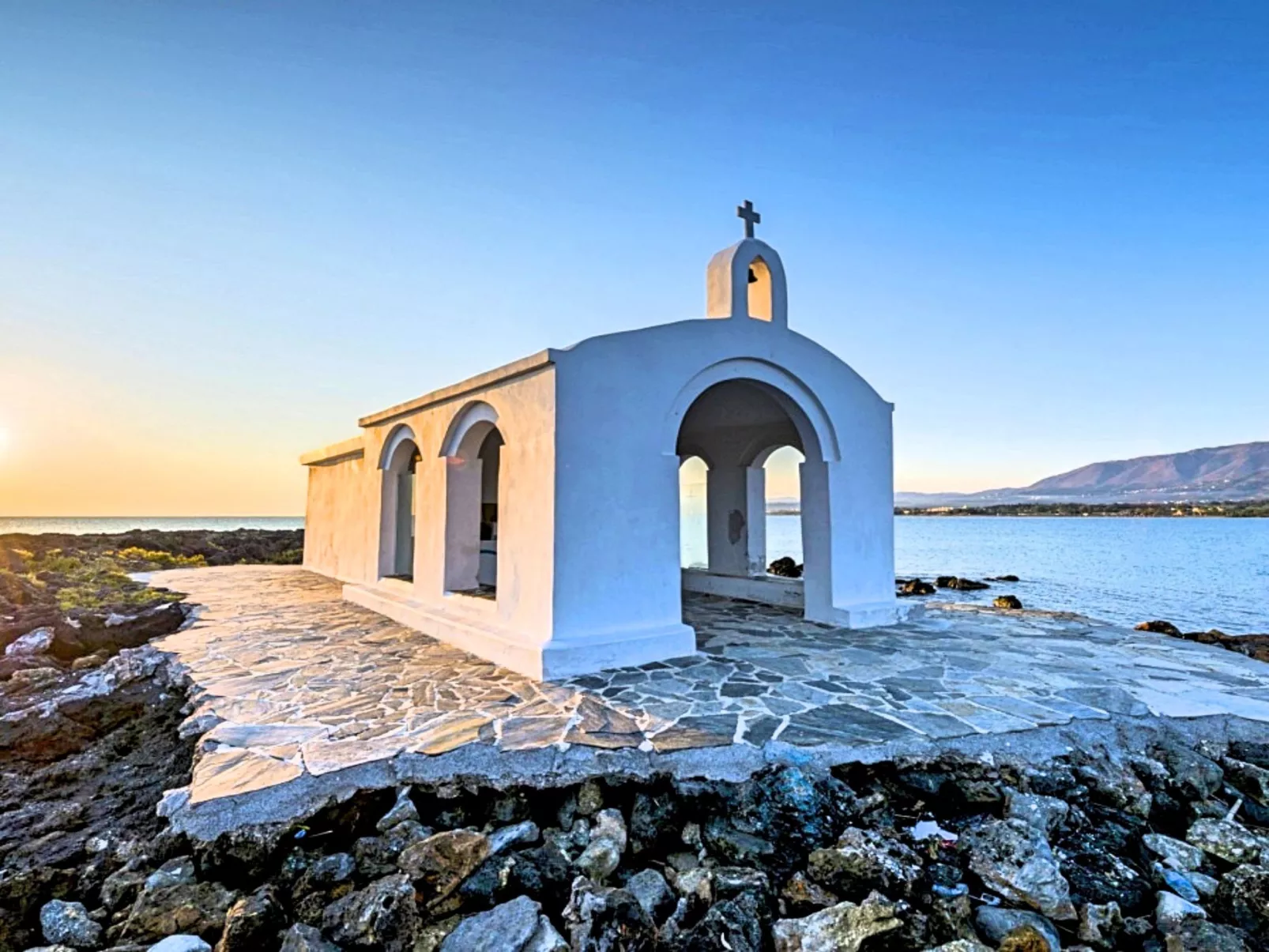 Villa "Minoas Grand" mit Blick auf das Wasser - Draußen