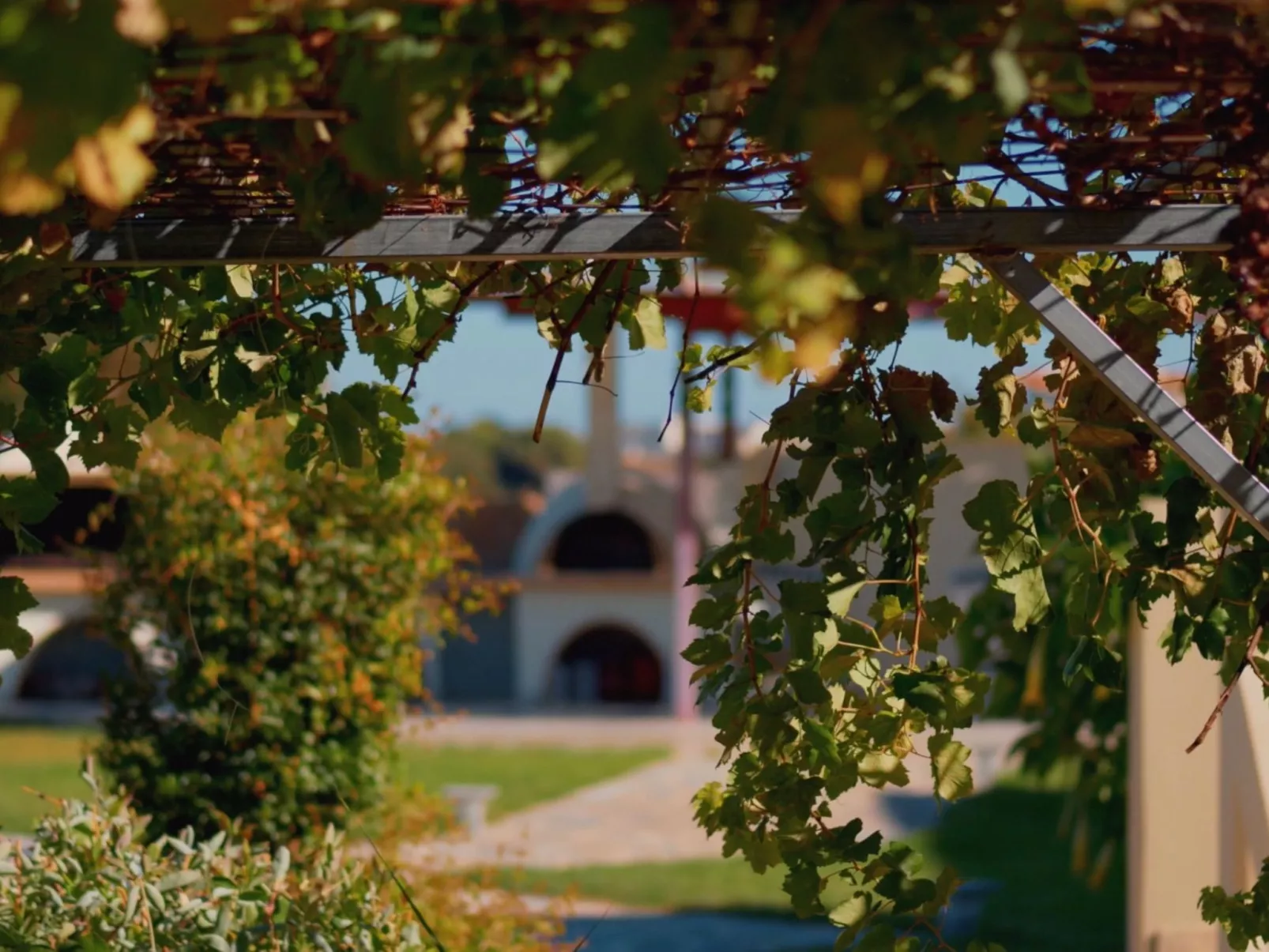 Luxuriöse, geräumige, private Villa mit sechs Schlafzimmern - Outside