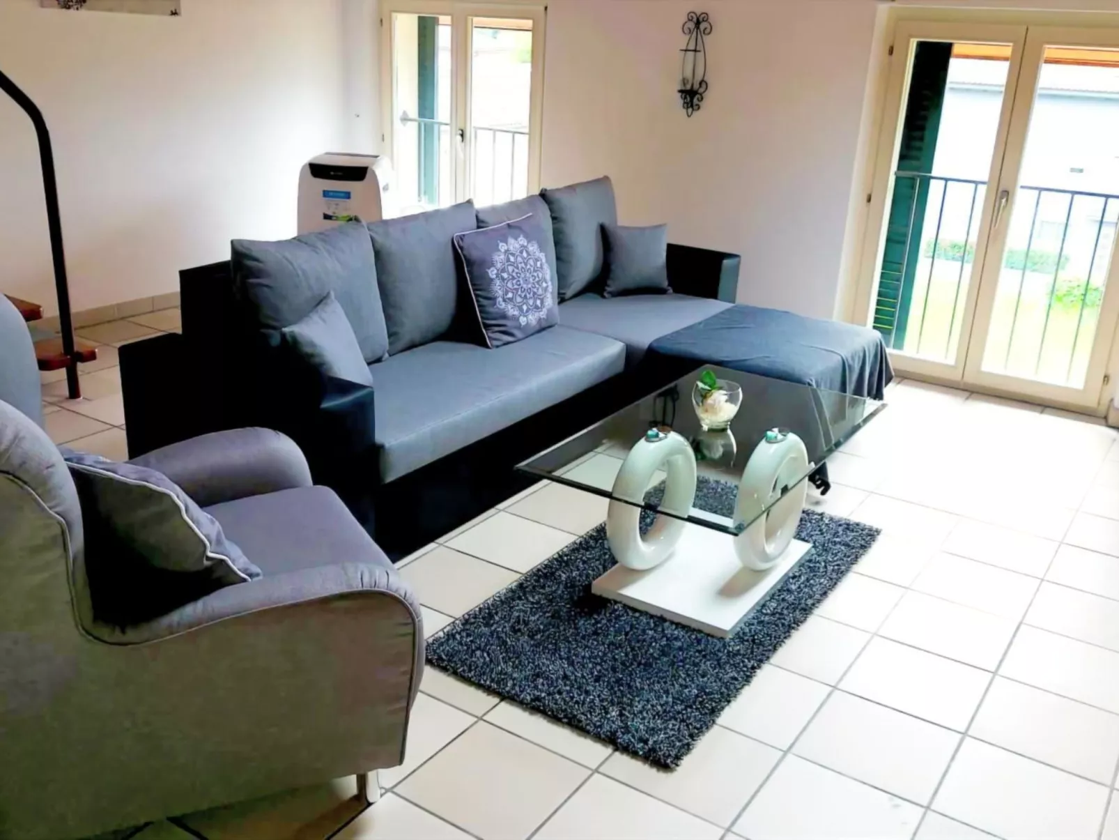 Entspannende Ferien im grünen Gambarogno - Dedans