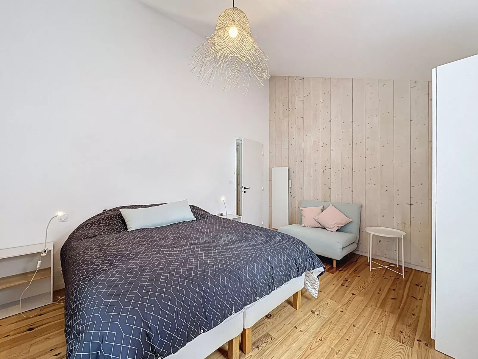 Le Saint Gilles - Drinnen