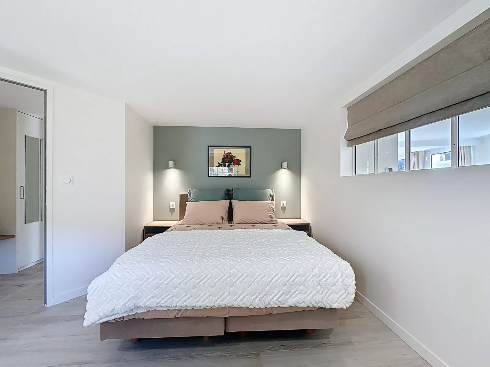 Le Vent d'Avril - Drinnen