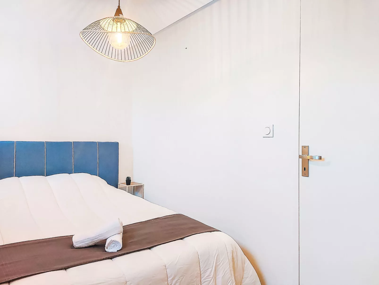 Les Cariatides 6 - Drinnen