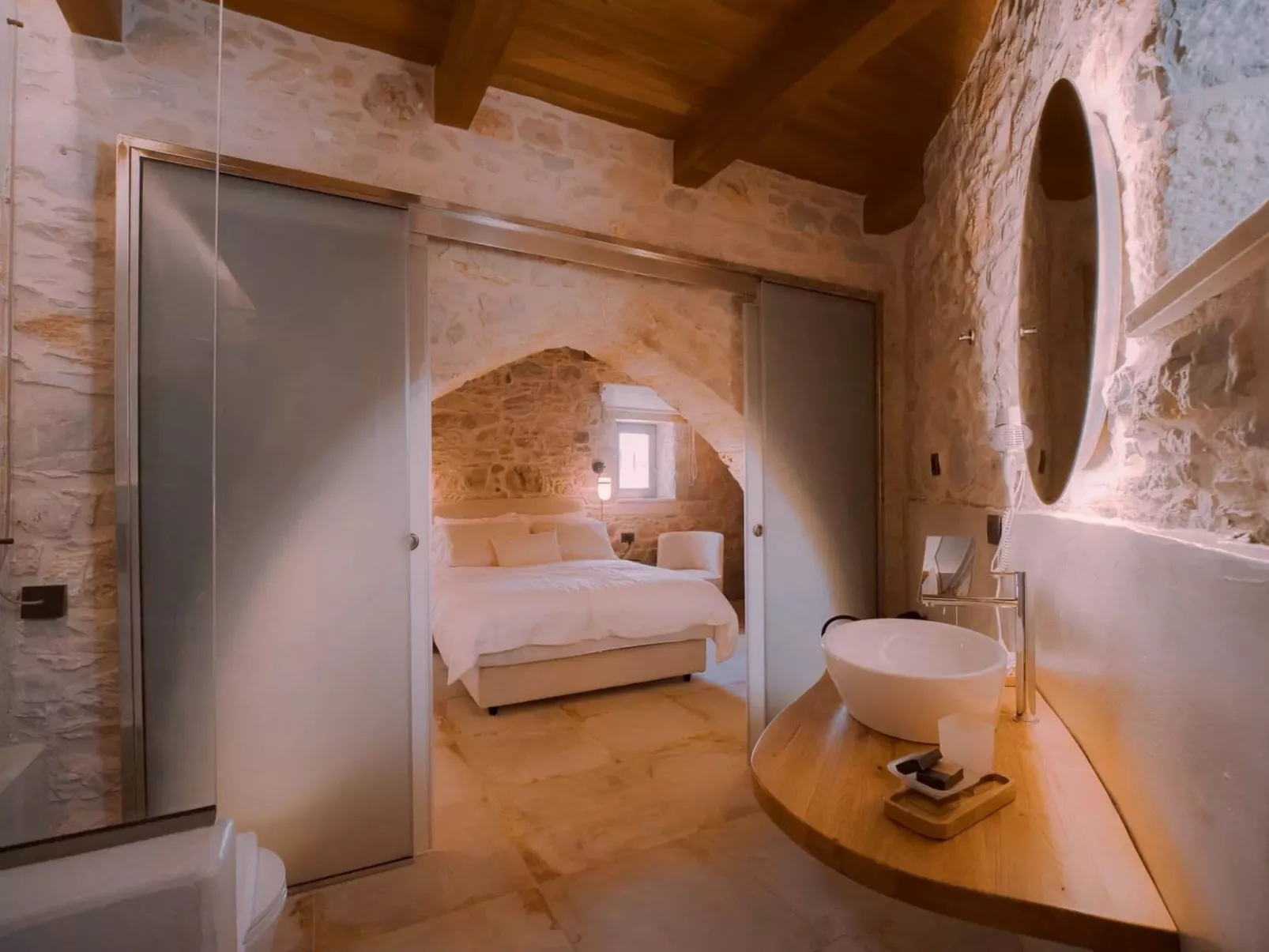 Santa Veneranda bei Checkin Axiri - Drinnen