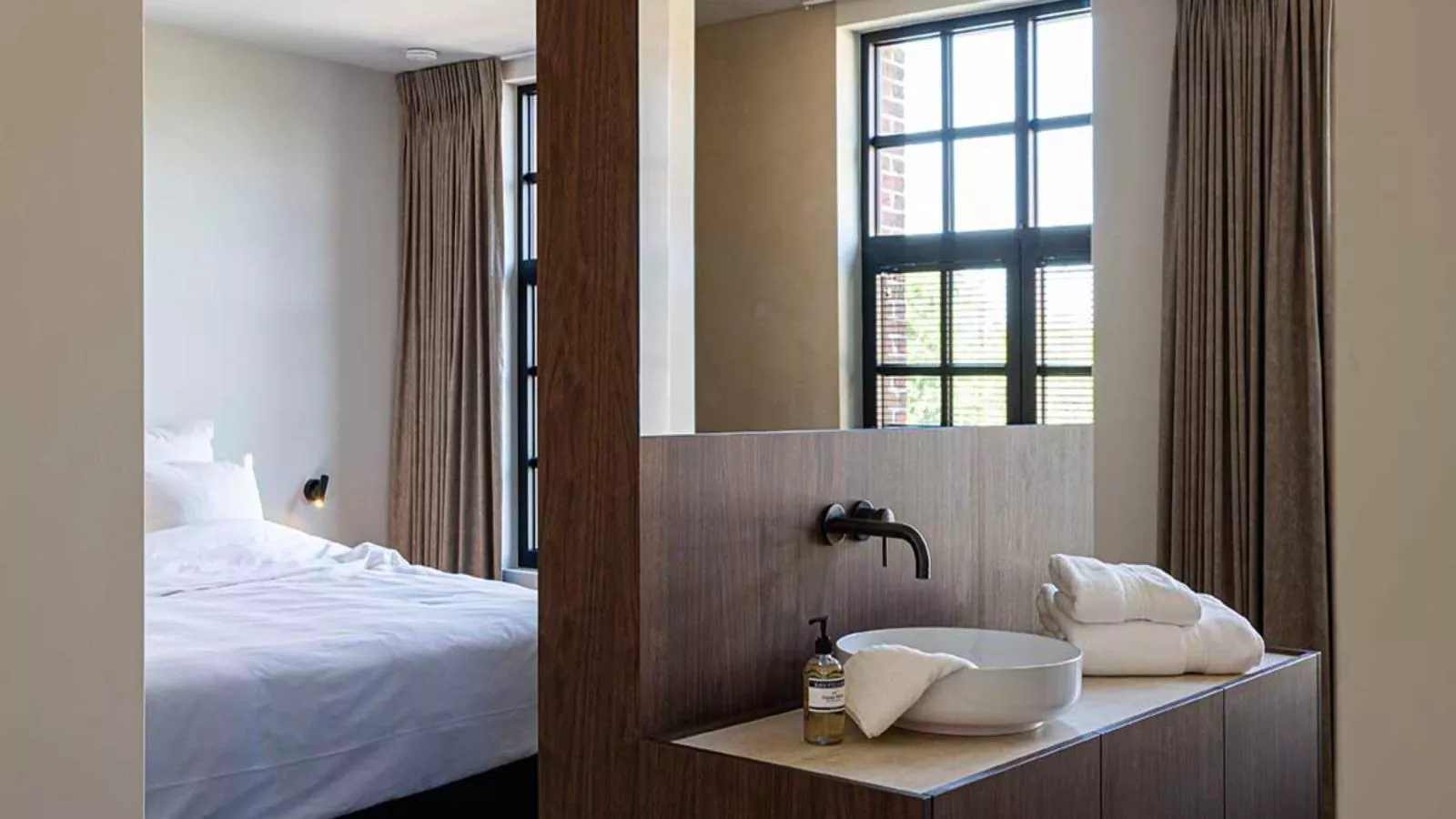 Pastorie Liezele - Bedroom