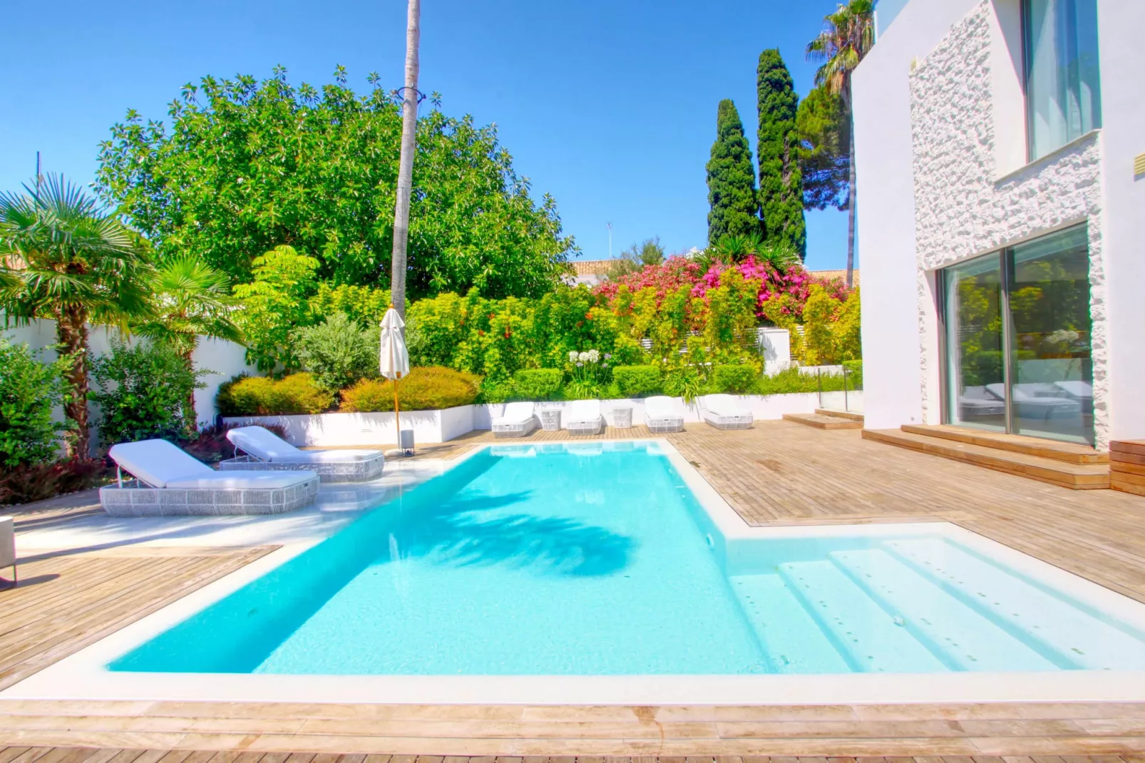 Contemporary & Very Spacious Villa Puerto Banus - Swimming pool