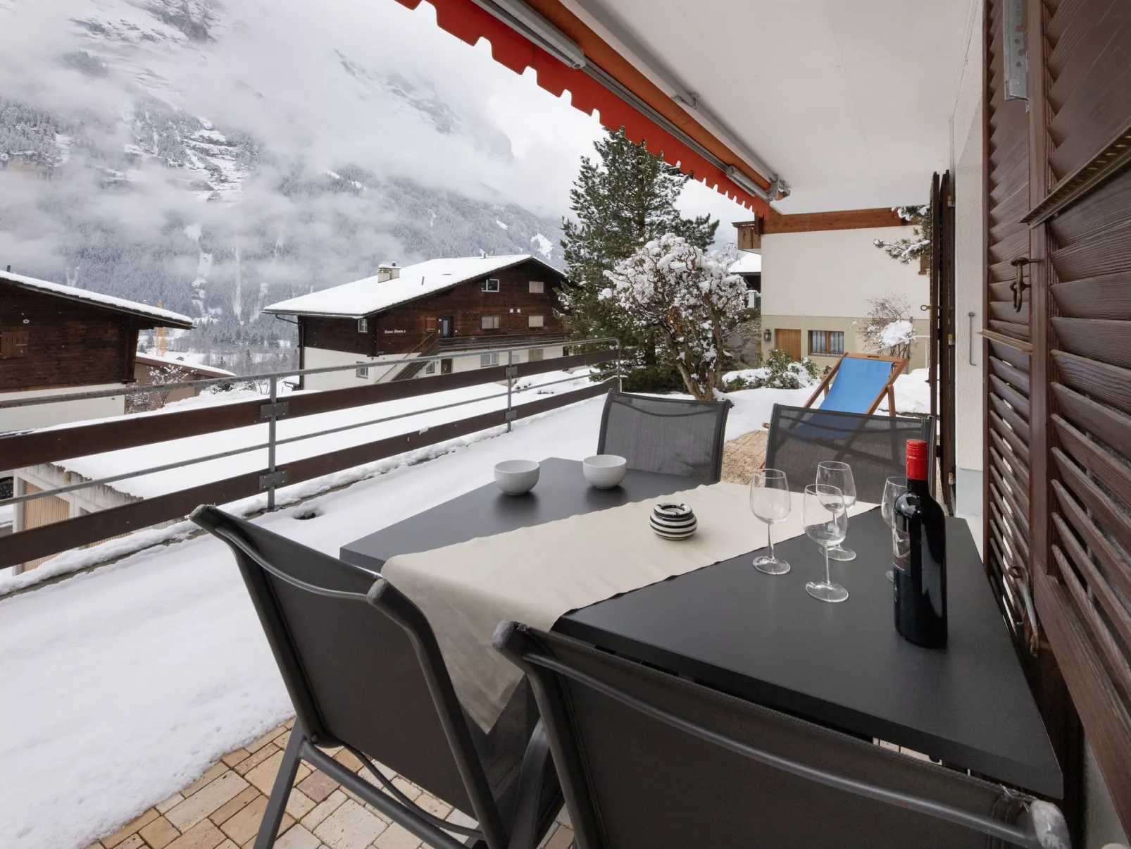 Chalet Almis-Bödeli - Draußen