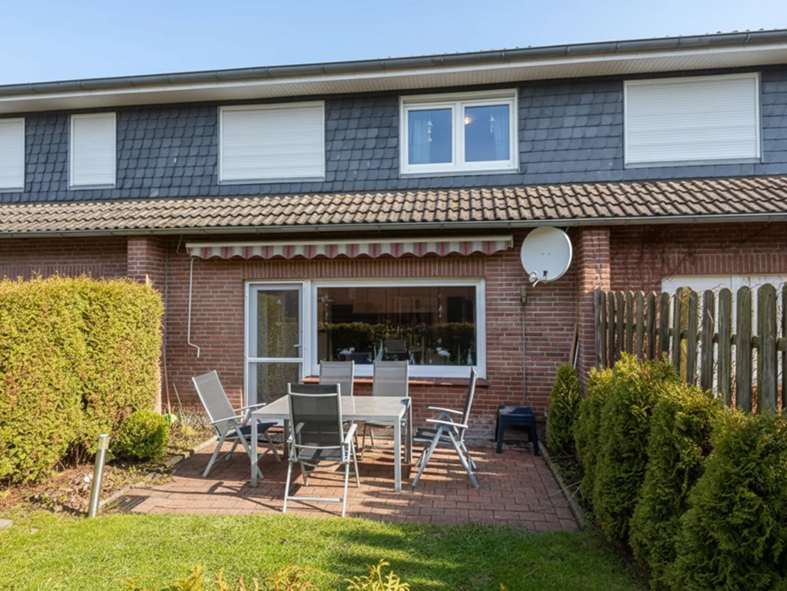 Schlüchtermann - Outside