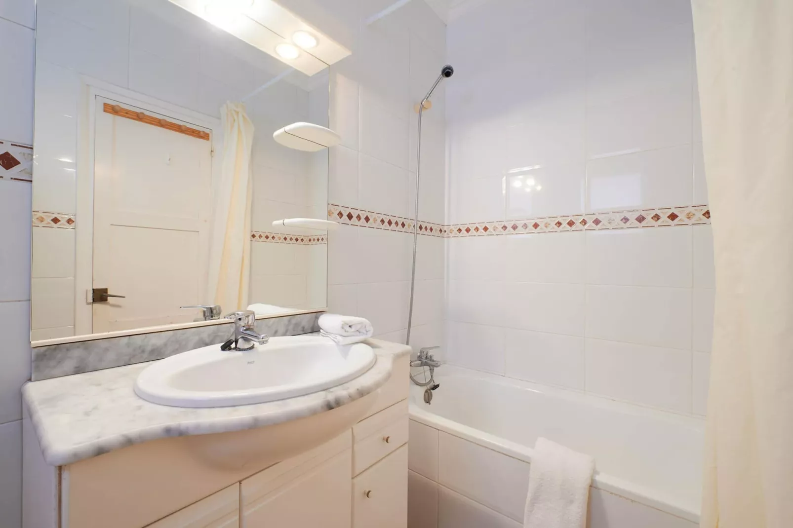 Aurora 4 - Badezimmer
