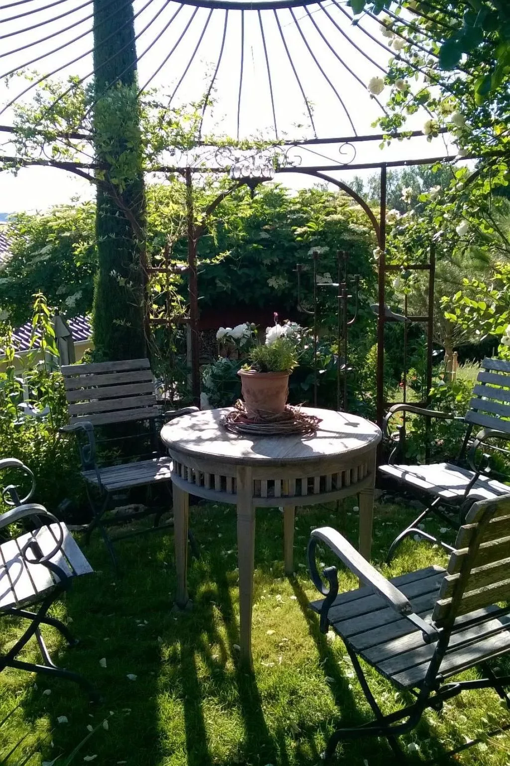 Villa Romantica - Outside