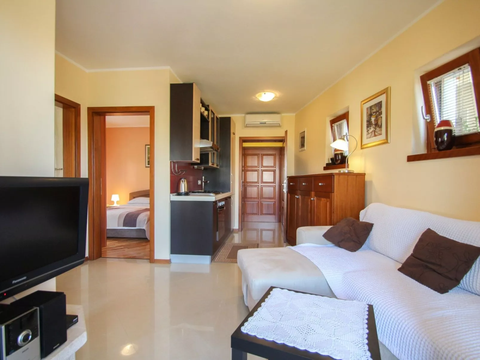 Für 4 Personen ca. 50 m&sup2; in Bužinija, Adriaküste Kroatien (Westküste von I - Drinnen